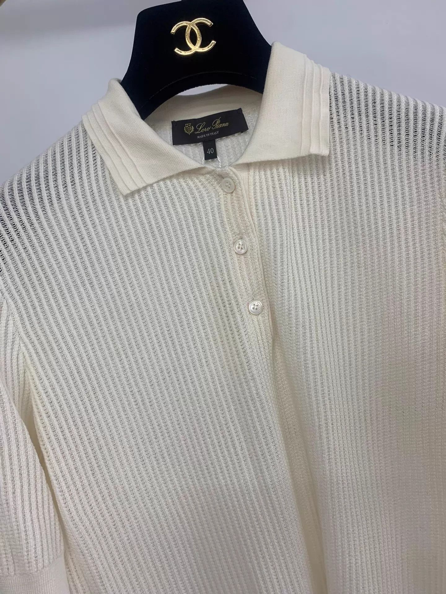 Loro Piana LoroPiana Cream Waffle Lapel Short Sleeve Top Size 40 New Size S / US 4 / IT 40 - 2 Thumbnail