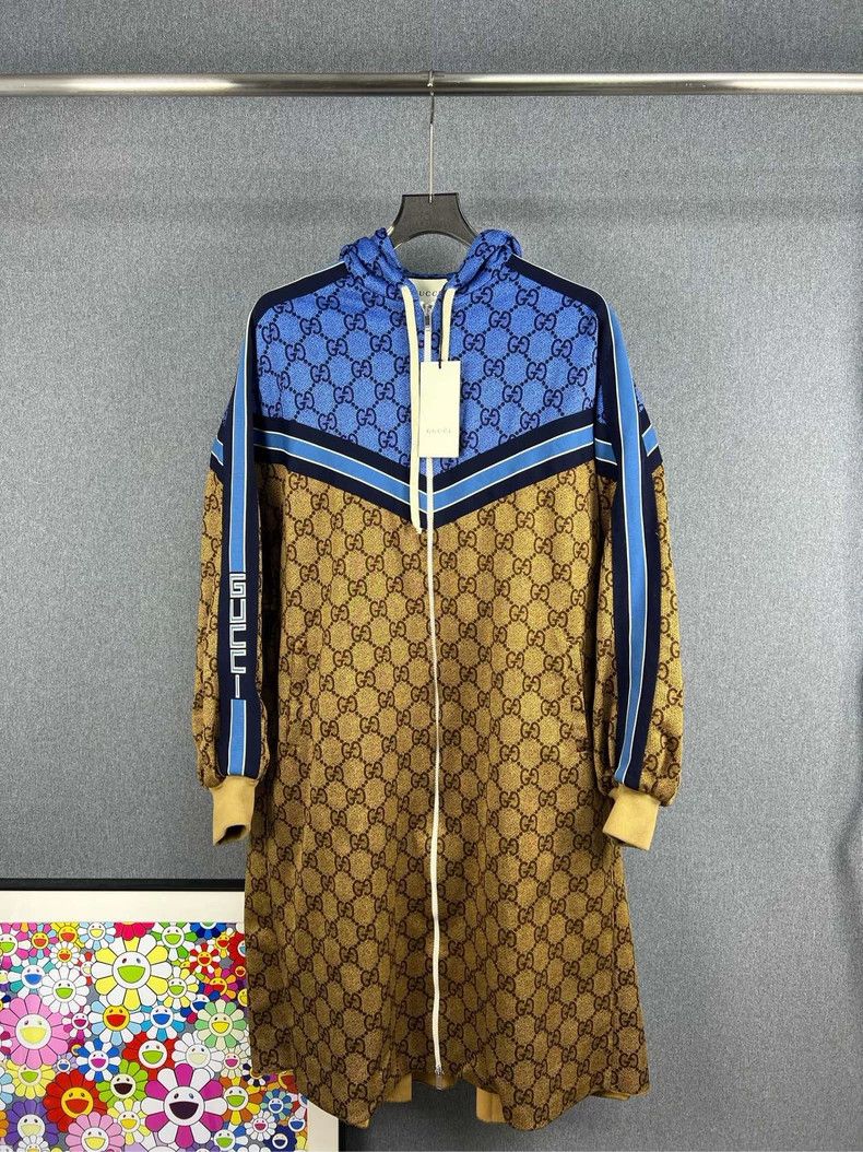 Gucci Gucci Logo Hooded Windbreaker Jacket - dmc Size US M / EU 48-50 / 2 - 1 Thumbnail