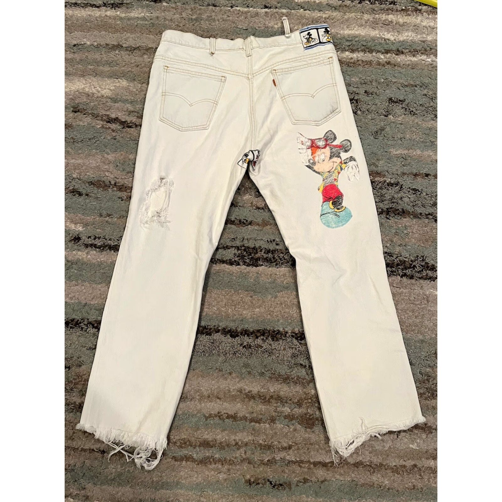 Levi's VINTAGE Levi's Disney Mickey Mouse White Distressed Jeans 8 Orange Tag So Cute VTG Jeans Size 30" / US 8 / IT 44 - 2 Thumbnail