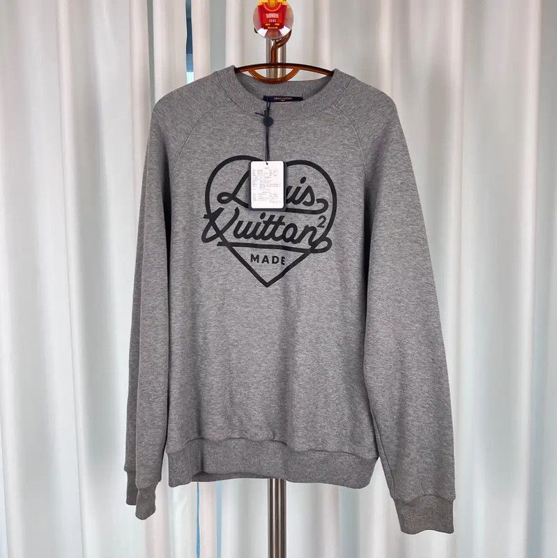 Louis Vuitton Louis Vuitton Gray Cotton Sweatshirt for Men 0089 Size US M / EU 48-50 / 2 - 1 Thumbnail
