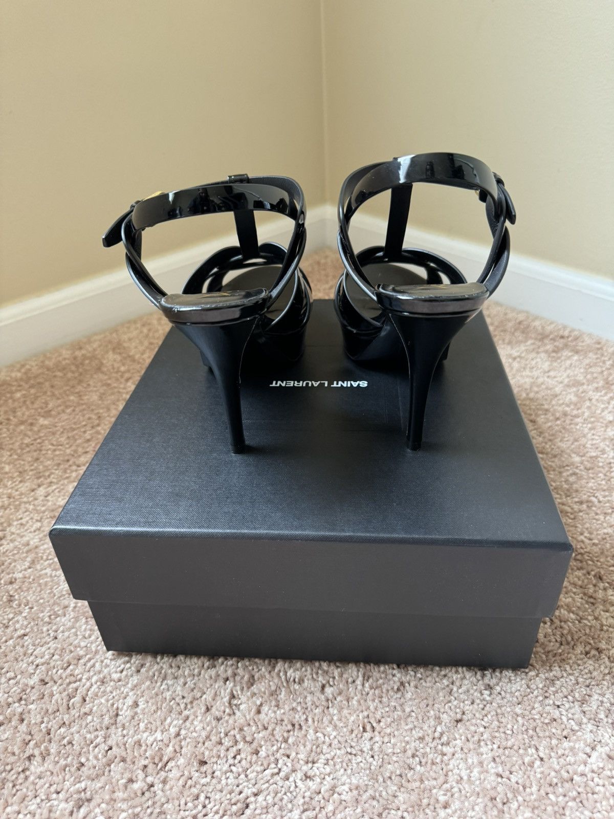 Yves Saint Laurent Tribute Patent T-Strap Platform Sandals Size US 9 / IT 39 - 5 Thumbnail