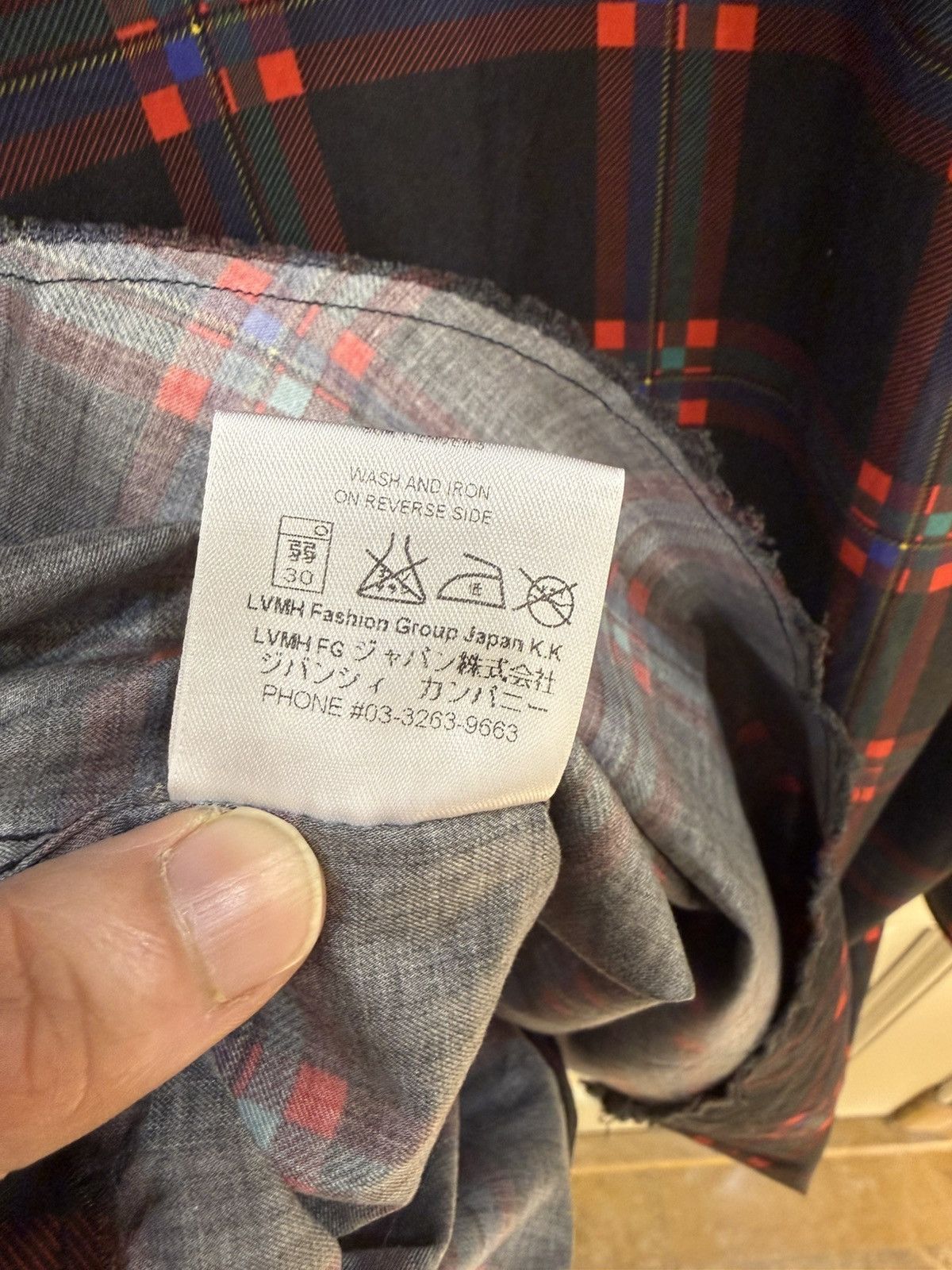 Givenchy Star bleach plaid.shirt colla.size 38 Size US S / EU 44-46 / 1 - 14 Thumbnail