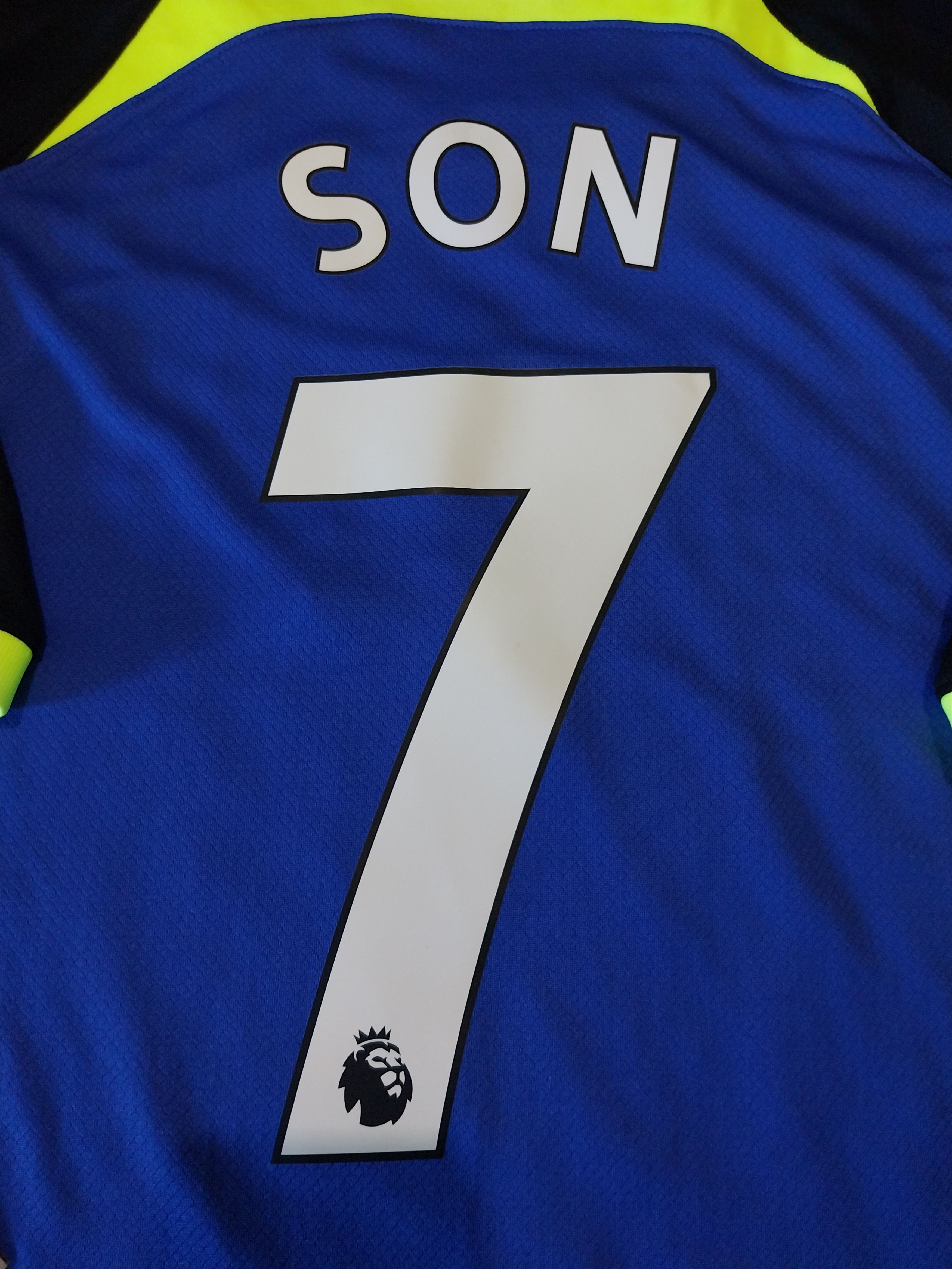 Nike Tottenham hotspurs 2022/2023 heung min son jersey football Size US L / EU 52-54 / 3 - 12 Thumbnail