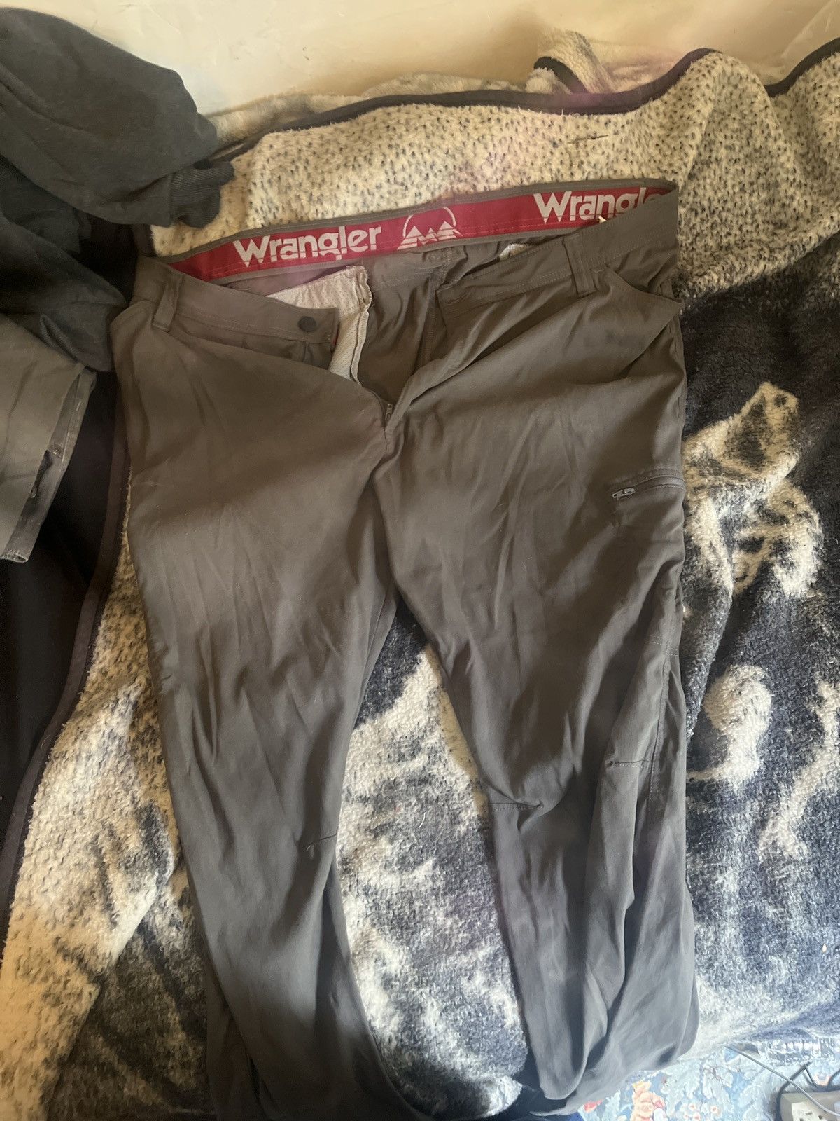Wrangler Brand new Wrangler pants Size US 42 / EU 58 - 1 Thumbnail