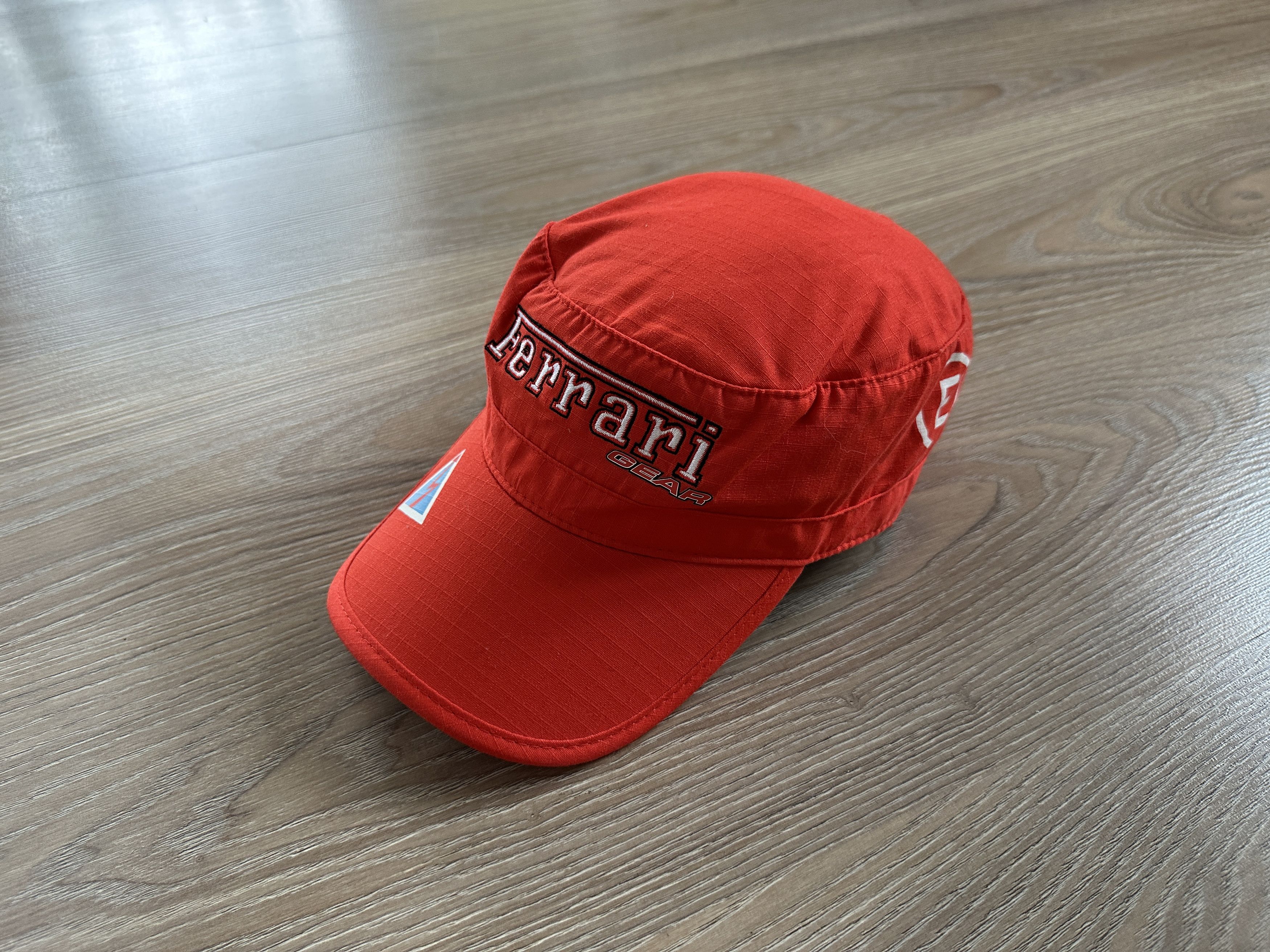 Ferrari × Vintage Vintage Ferrari Gear V8 Red Baseball Cap Size ONE SIZE - 10 Thumbnail