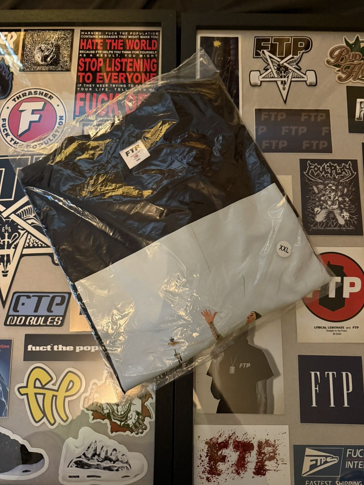 Fuck The Population × G59 Records FTP X FAMOUS TRAVIS BARKER PHOTO TEE (BLACK) Size US XXL / EU 58 / 5 - 1 Thumbnail