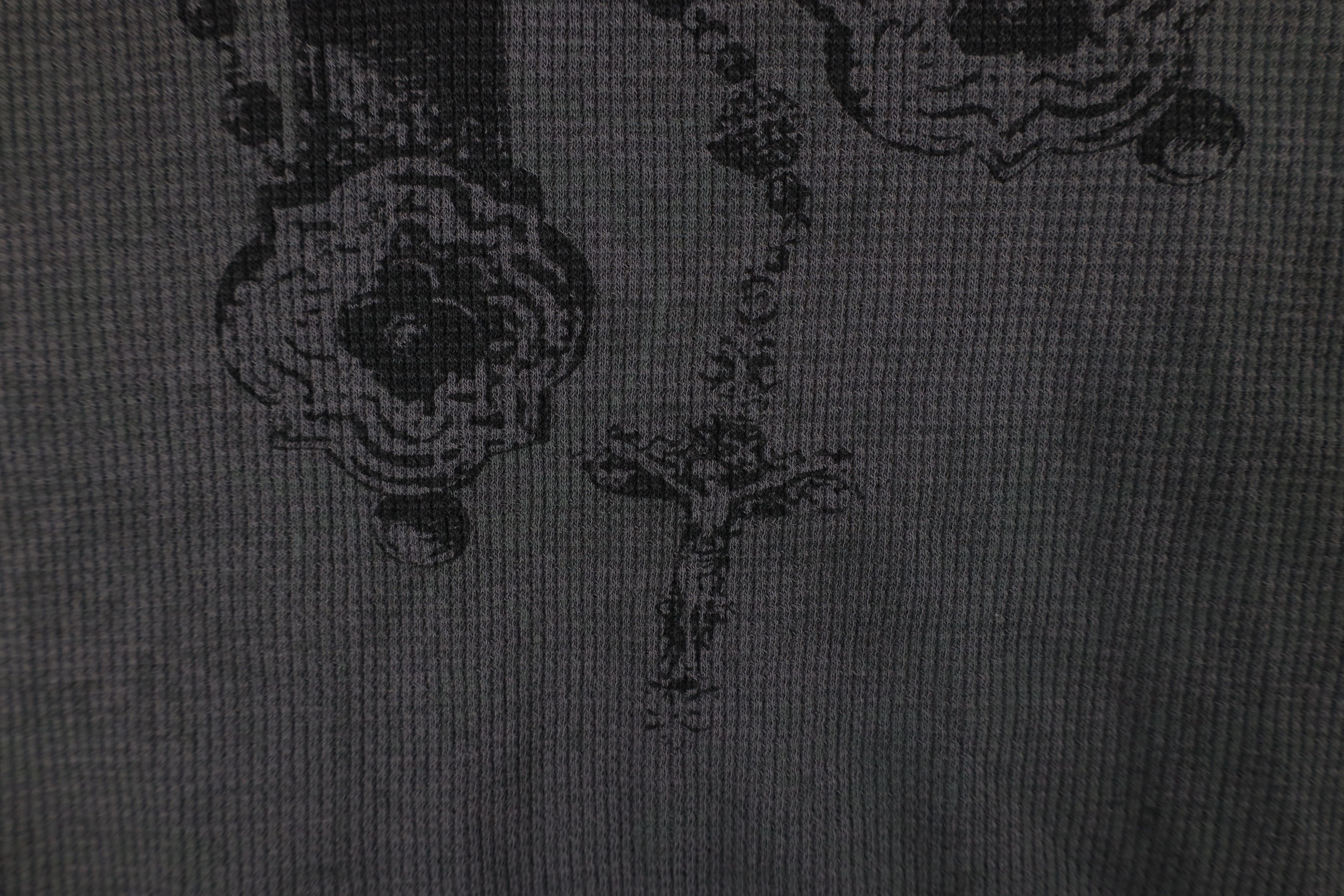 Vintage Vintage Y2K MMA Skull Cross UFC Thermal Waffle Knit T-Shirt Size US M / EU 48-50 / 2 - 5 Thumbnail