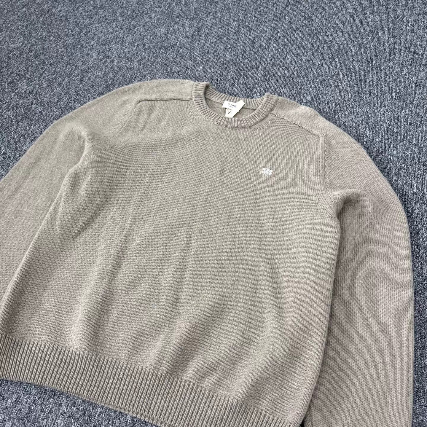 Celine Celine Beige Knit Sweater XL 99 New (Triumph Arch Embroidered) Size US XL / EU 56 / 4 - 3 Thumbnail