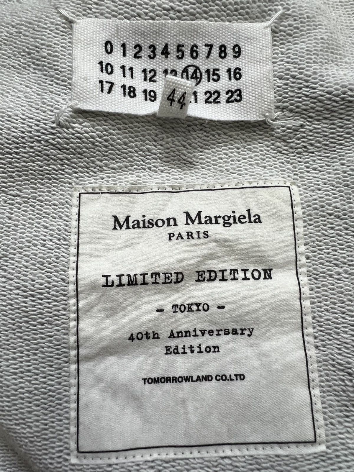 Maison Margiela Maison Margiela - A/W 18’ - Elbow Patch Sweatshirt Size US S / EU 44-46 / 1 - 13 Thumbnail