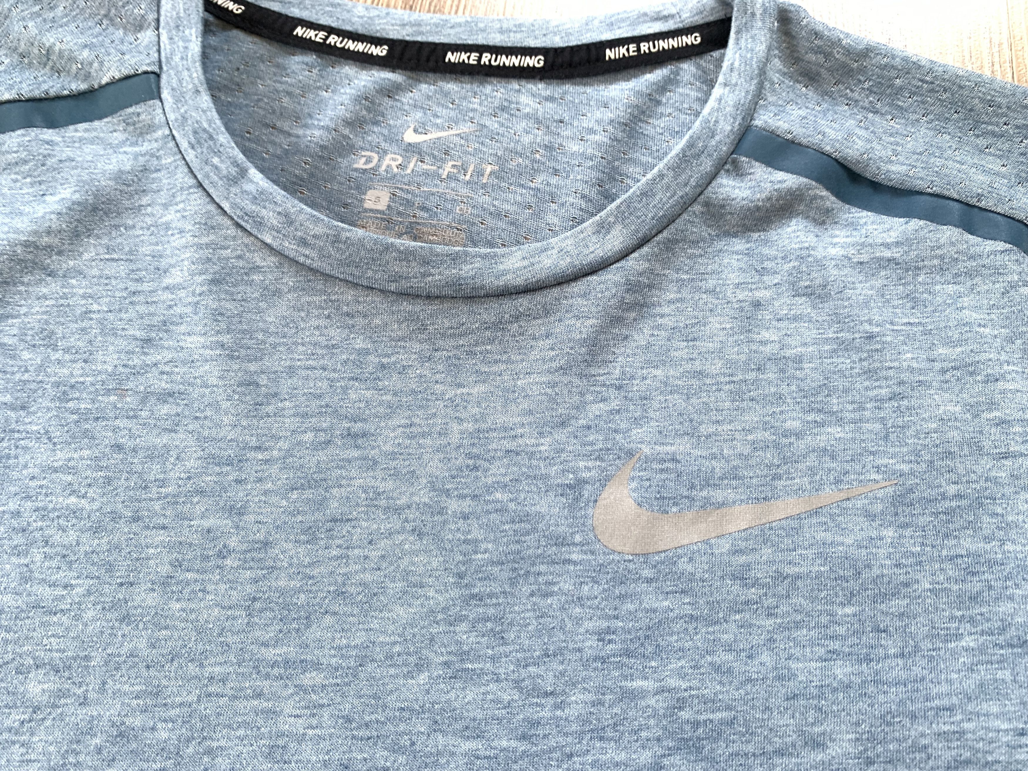 Nike Nike Running Sport Training T Shirt Size US S / EU 44-46 / 1 - 5 Thumbnail