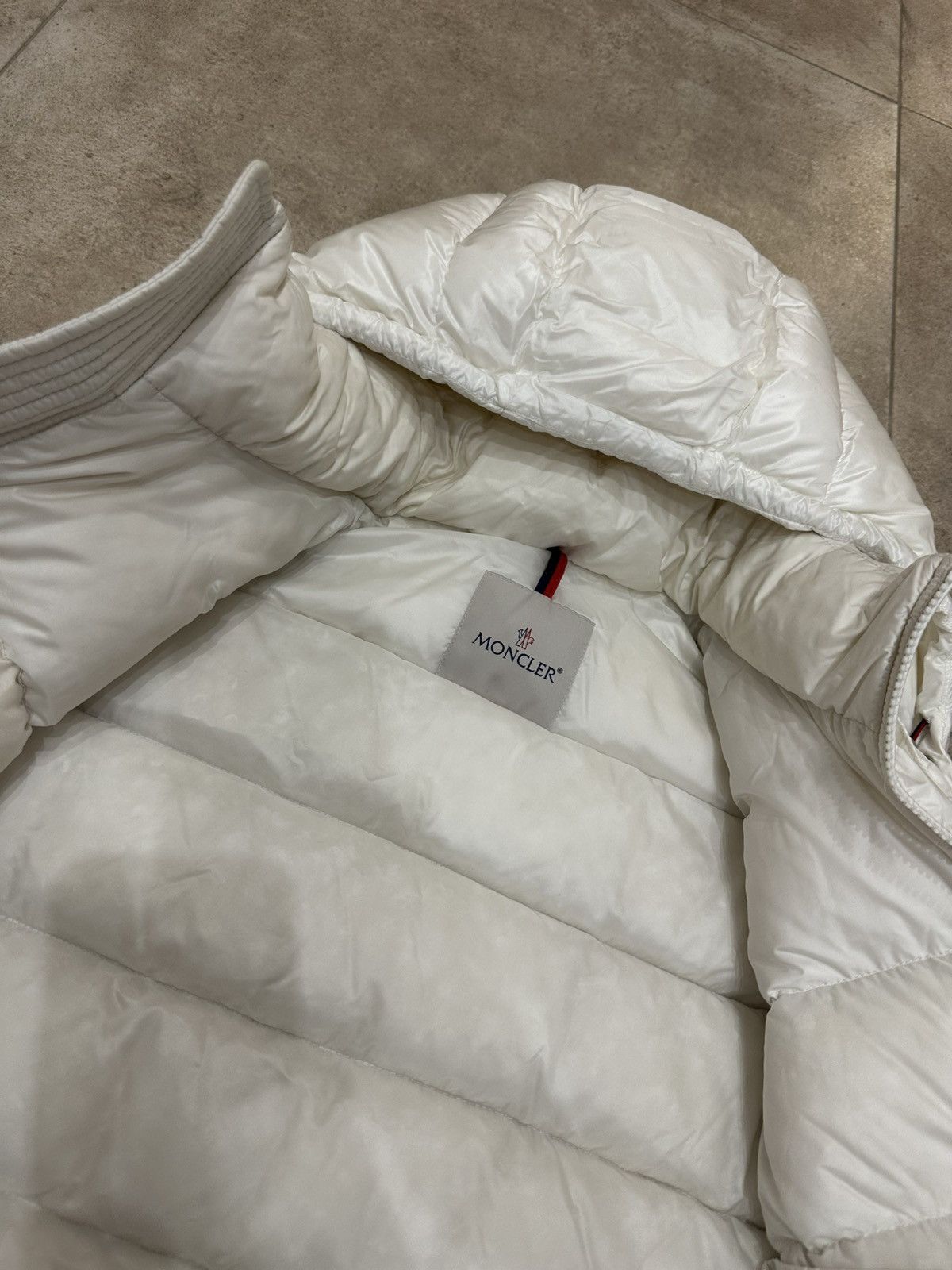 Moncler moncler bramant Size US L / EU 52-54 / 3 - 21 Thumbnail