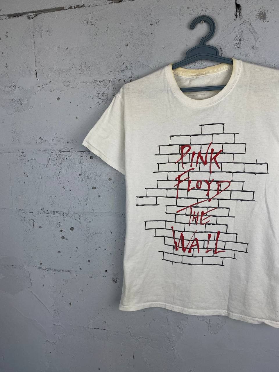 Band Tees × Pink Floyd × Vintage Pink Floyd Graphic T Shirt Roger Waters The Wall Live Size US L / EU 52-54 / 3 - 3 Thumbnail