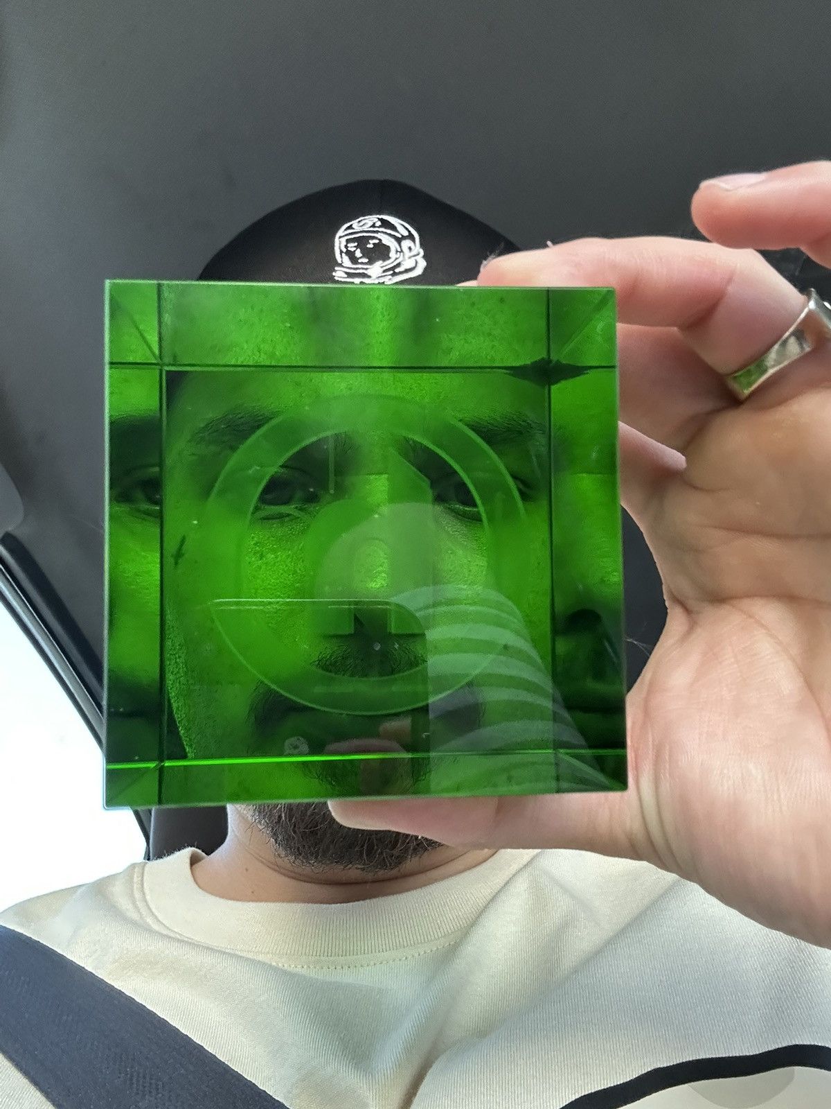 HIDDEN Hidden Ny paper weight (members only) Size ONE SIZE - 5 Thumbnail