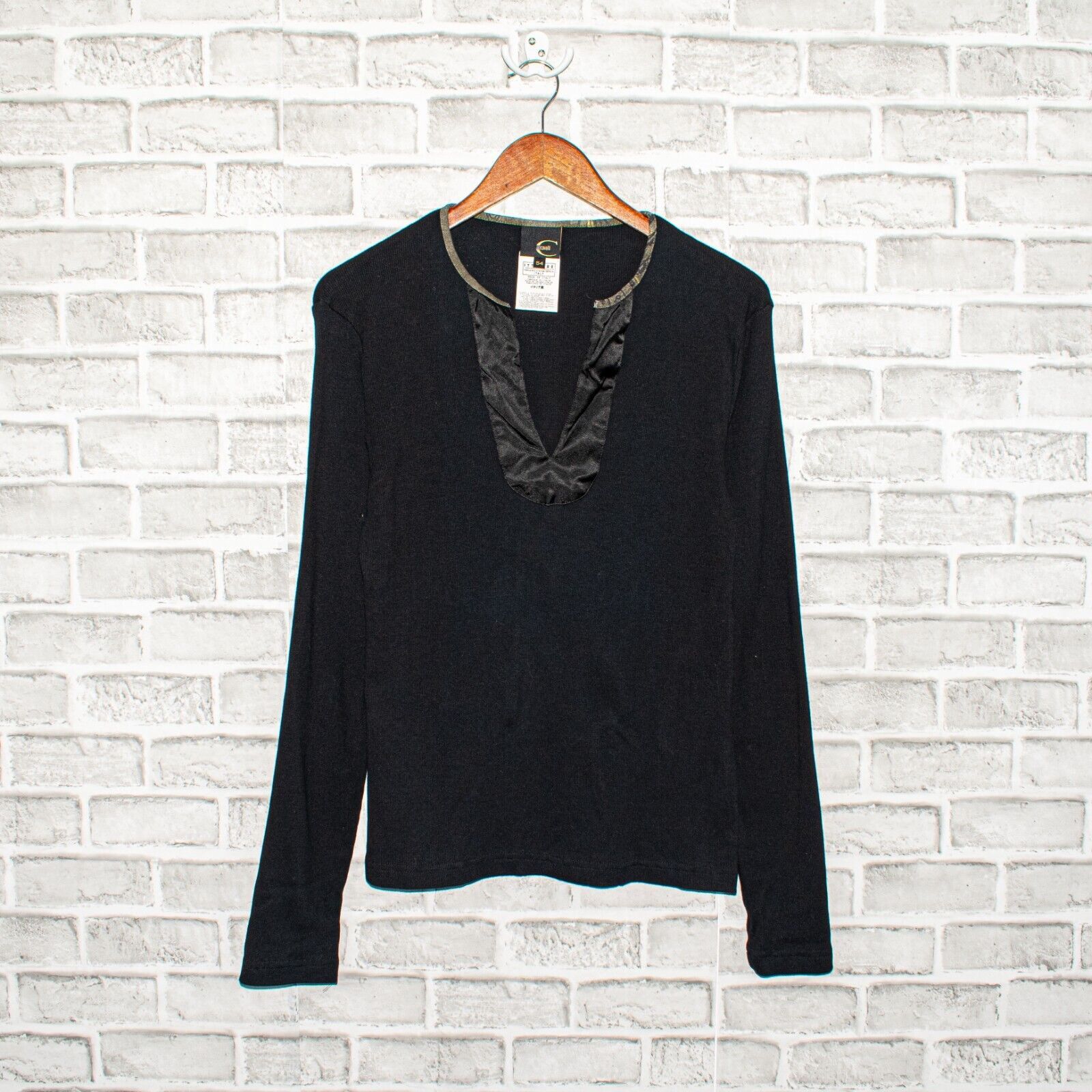 Just Cavalli JUST CAVALLI Split Neck Pullover Shirt in knit Size 54 Size XXL / US 16-18 / IT 52-54 - 6 Thumbnail