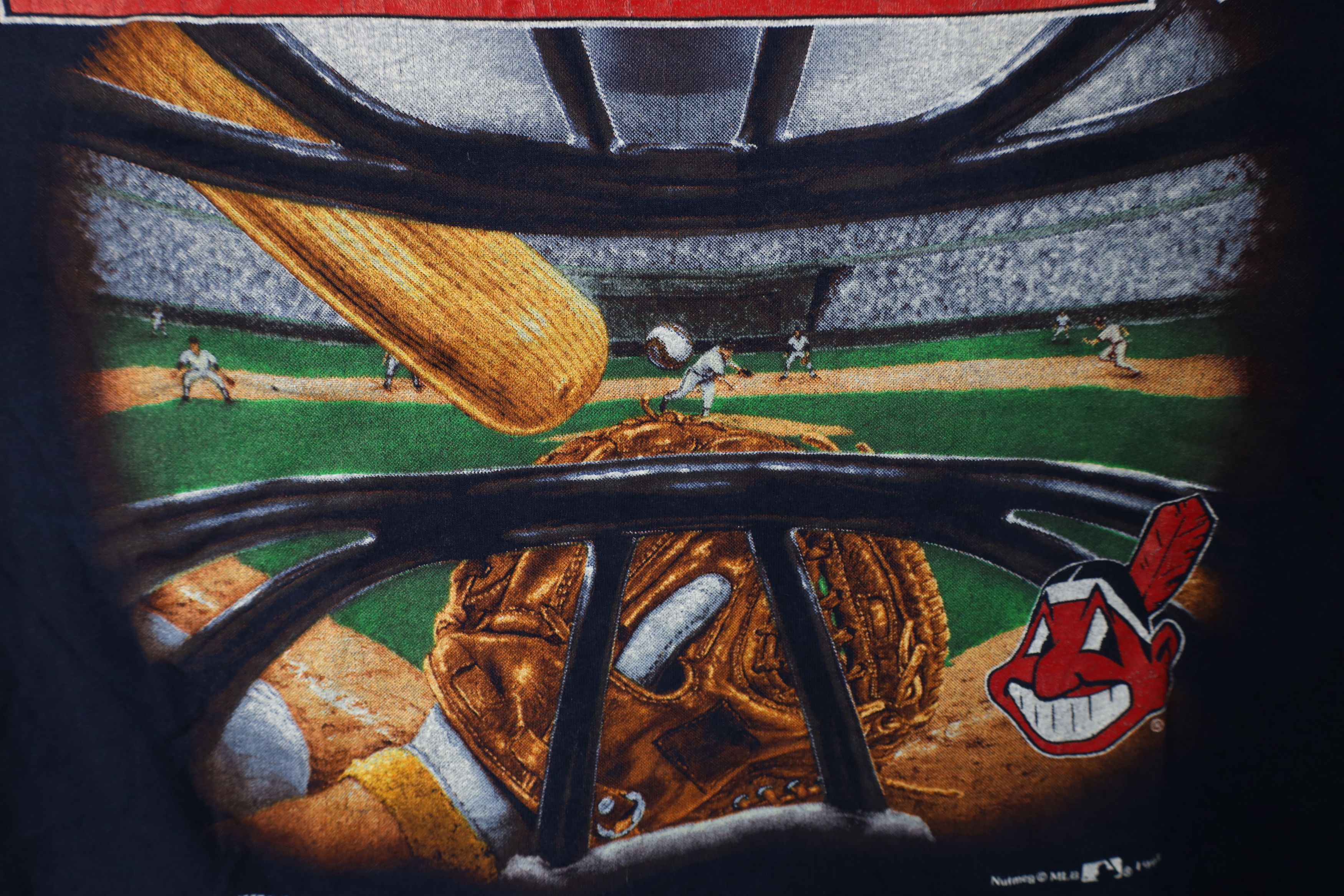 Vintage Vintage 90s Wahoo Cleveland Indians Baseball T-Shirt USA Size US XL / EU 56 / 4 - 6 Thumbnail