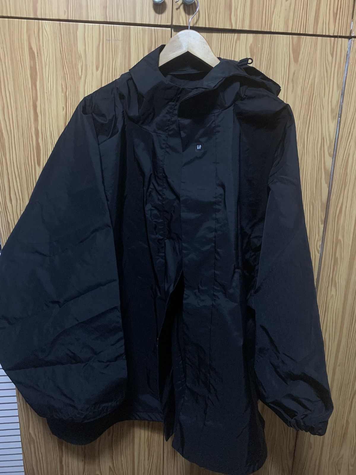 Balenciaga × Gap × Yeezy Yeezy gap balenciaga t cut parka Size US S / EU 44-46 / 1 - 3 Thumbnail