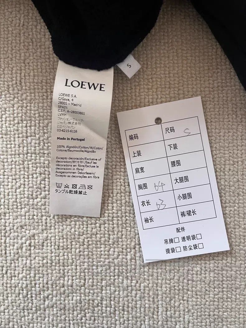 Loewe Loewe Anagram Logo Embroidered Cotton Sweatshirt in Black Size US S / EU 44-46 / 1 - 4 Thumbnail