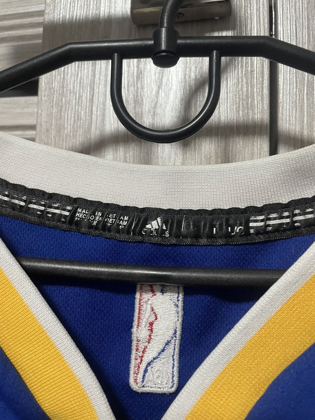 Adidas Vintage Adidas Golden State Warriors Curry #30 Jersey Size US L / EU 52-54 / 3 - 7 Thumbnail