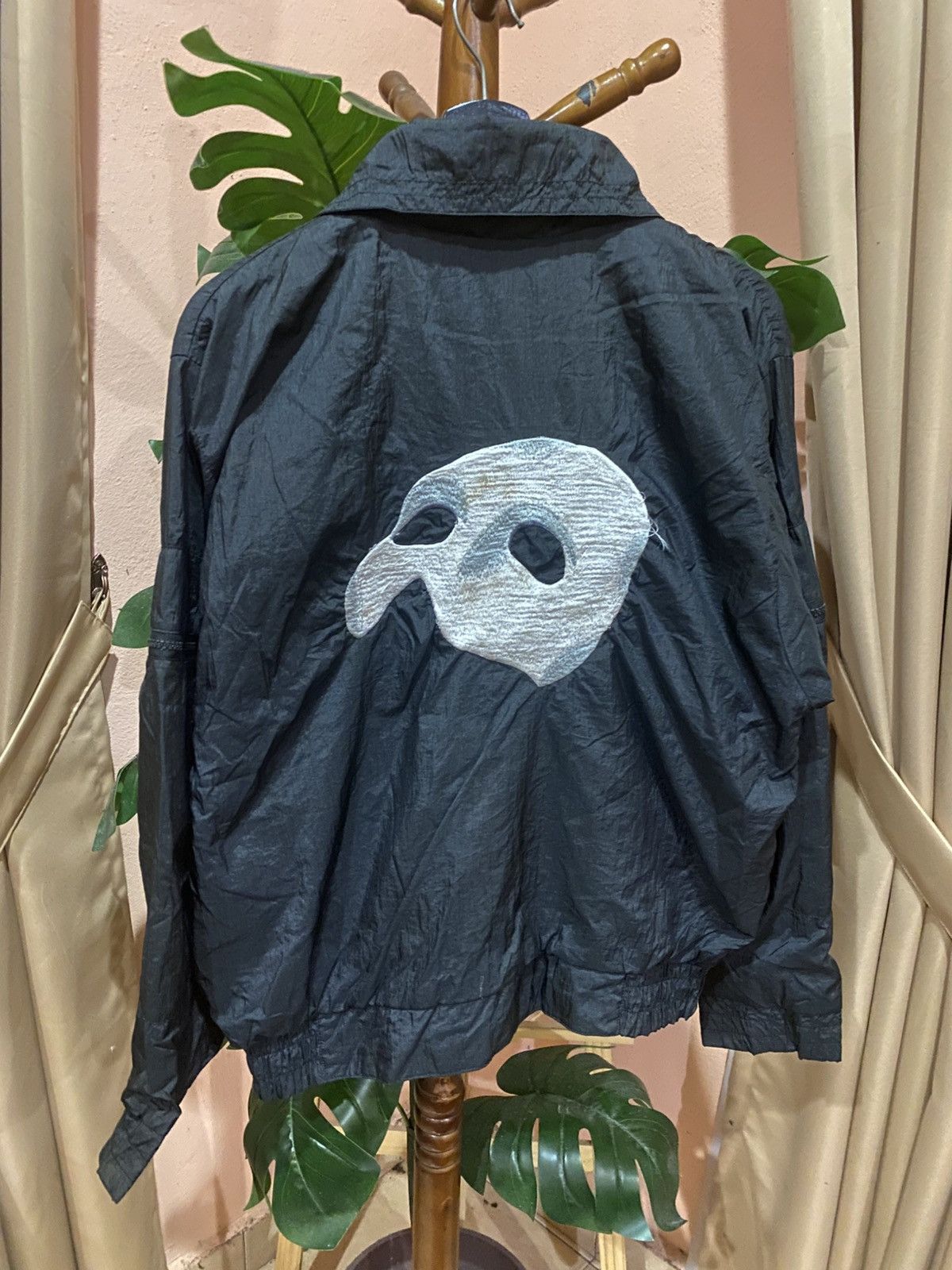 Vintage Vintage Phantom of the Opera Technical Staff Windbreaker Size US M / EU 48-50 / 2 - 7 Thumbnail