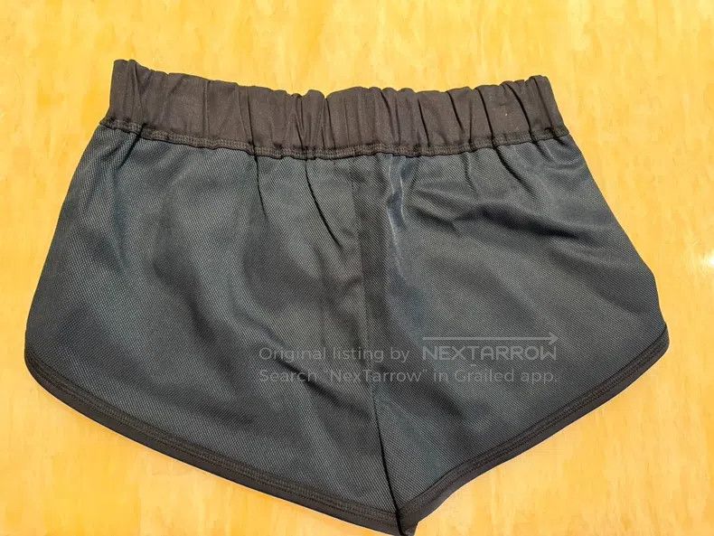 Fendi Fendi Black mesh fabric athletic shorts Size 25" / US 0 / IT 36 - 5 Thumbnail