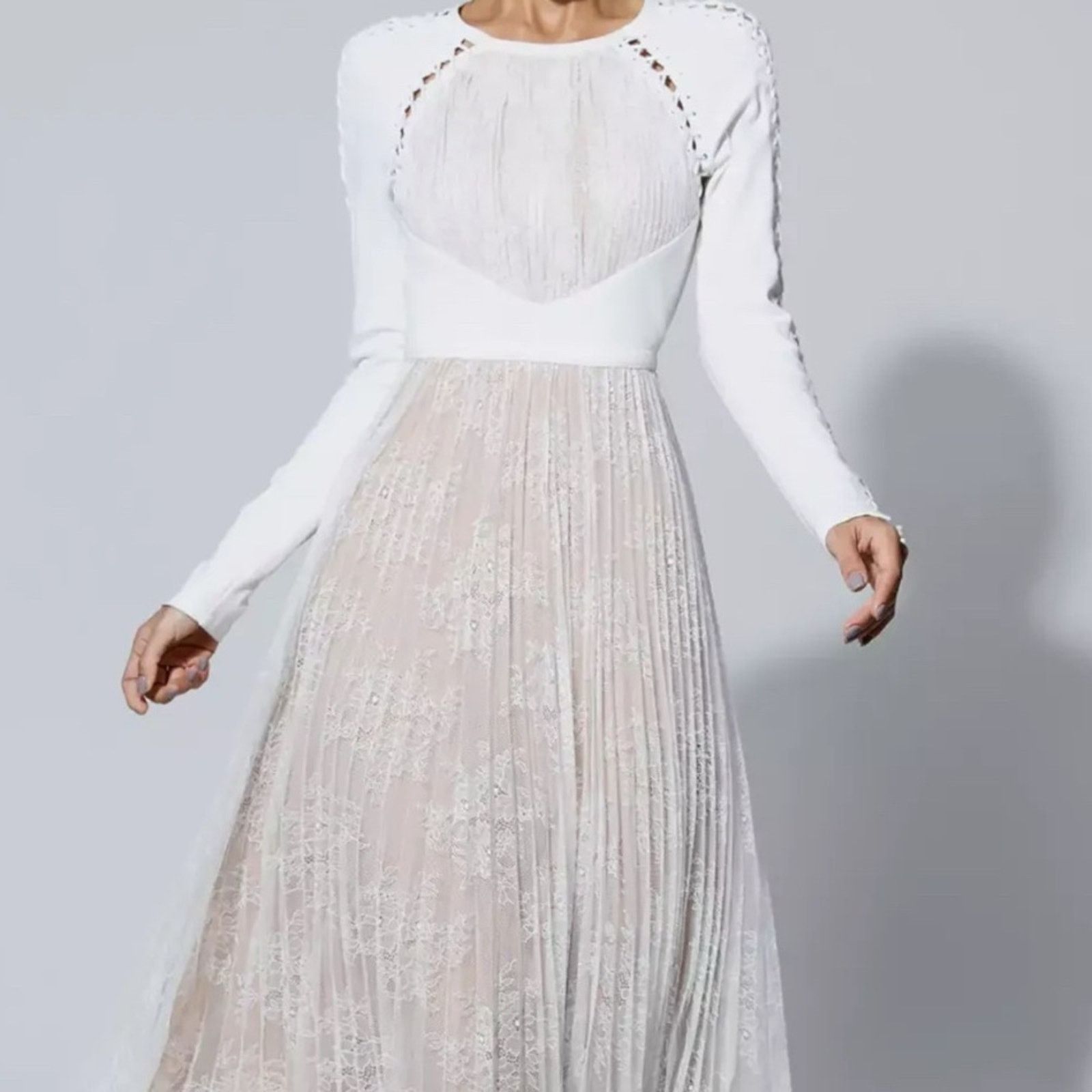 Other Elegant White and Cream Lace Dress size S Size S / US 4 / IT 40 - 3 Thumbnail