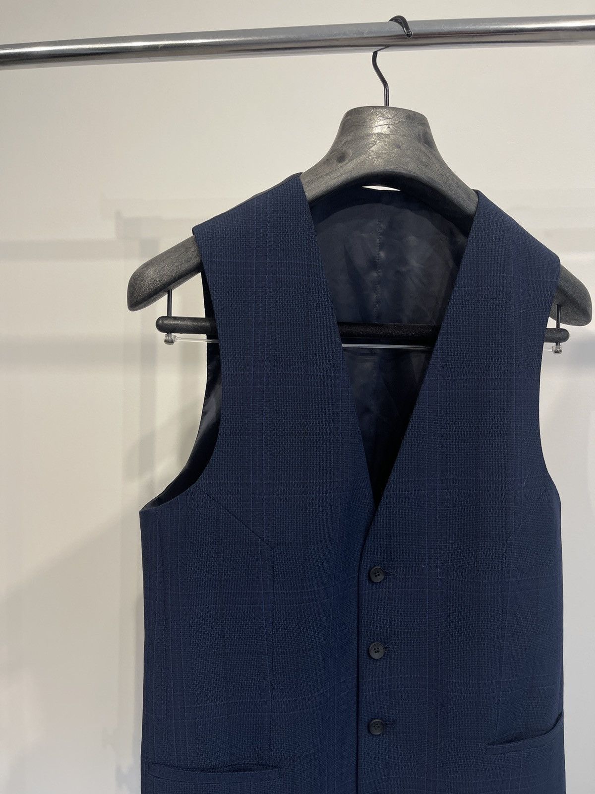 Hugo Boss Hugo boss classic vests men’s 36R Size 36R - 2 Thumbnail