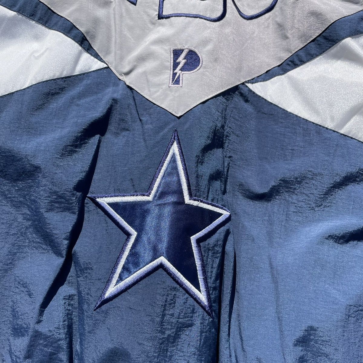Pro Player Vintage Dallas Cowboys Pro Player Hooded Puffer Jacket Large Size US L / EU 52-54 / 3 - 5 Thumbnail