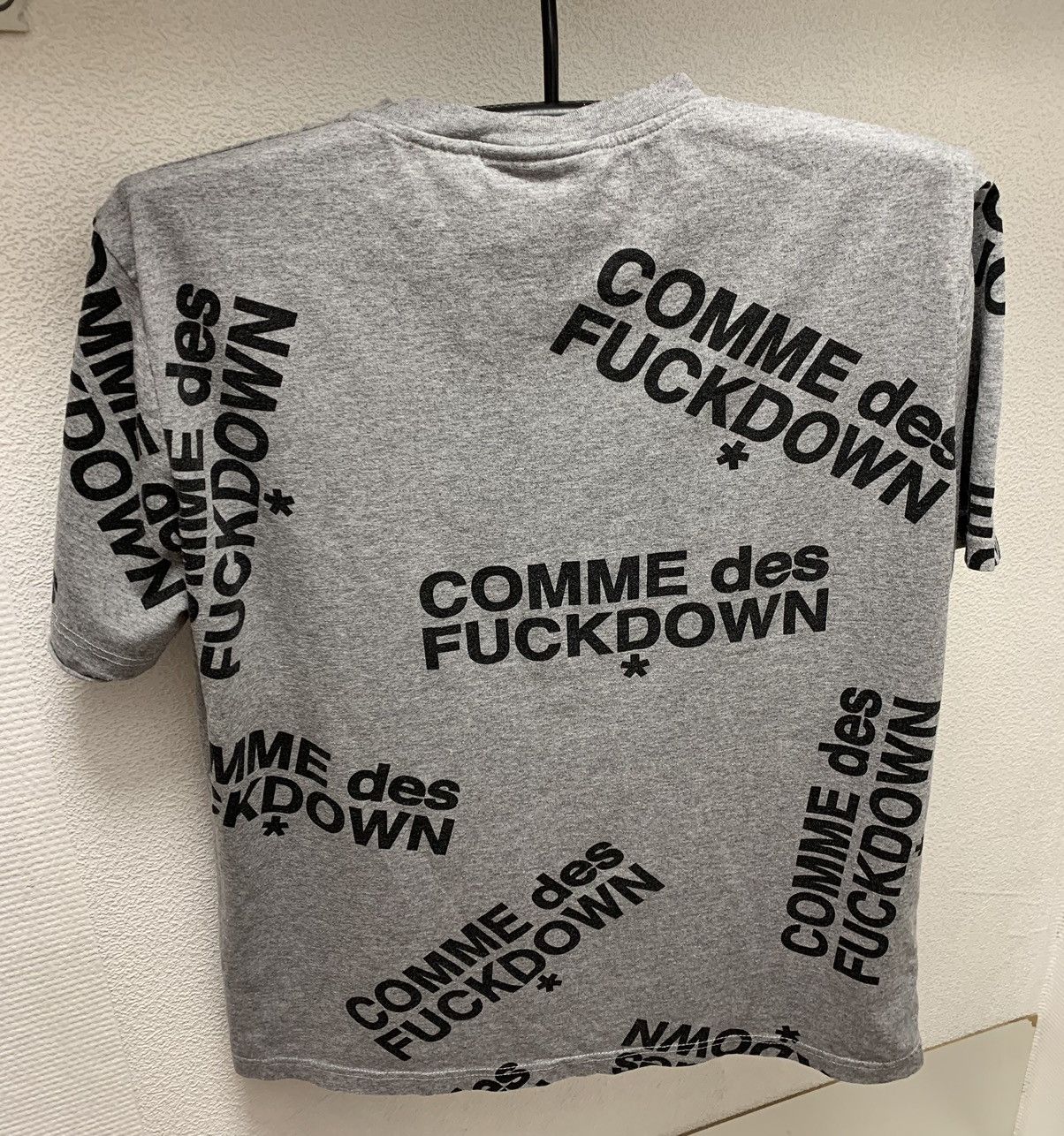 Comme Des Fuck Down Comme des FUCKDOWN monogram grey t-shirt M-L s Size US M / EU 48-50 / 2 - 2 Thumbnail