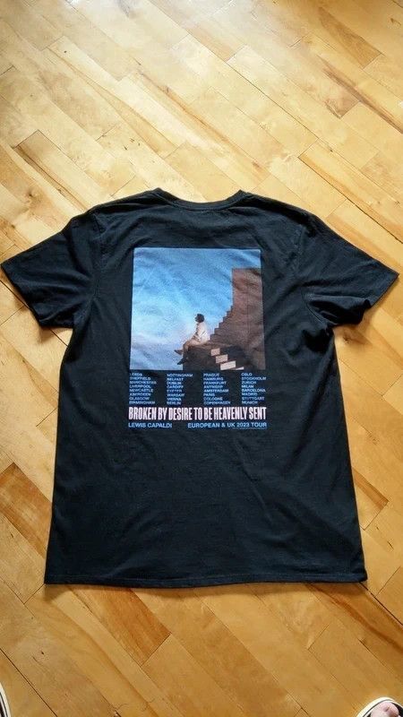 Band Tees Lewis Capaldi 2023 tour shirt Broken By Desire fan merch L Size US L / EU 52-54 / 3 - 2 Thumbnail