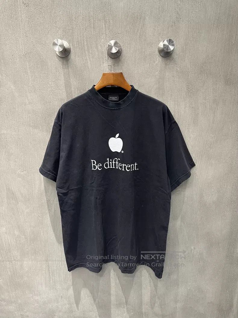 Balenciaga Balenciaga Apple short-sleeve Size US S / EU 44-46 / 1 - 1 Thumbnail