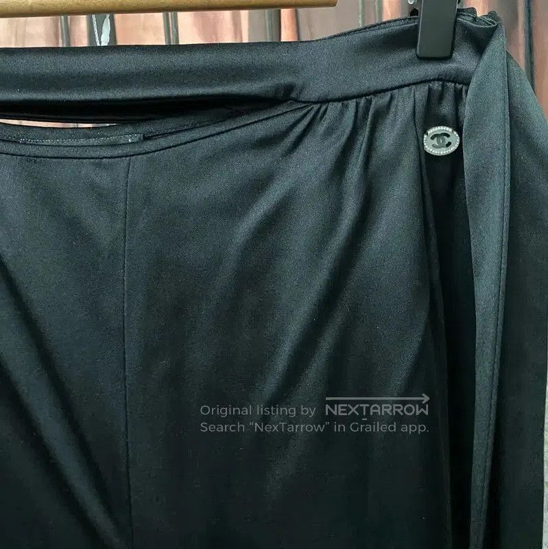 Chanel Chanel Black Silk Casual Pants for Women . Size 28" / US 6 / IT 42 - 5 Thumbnail