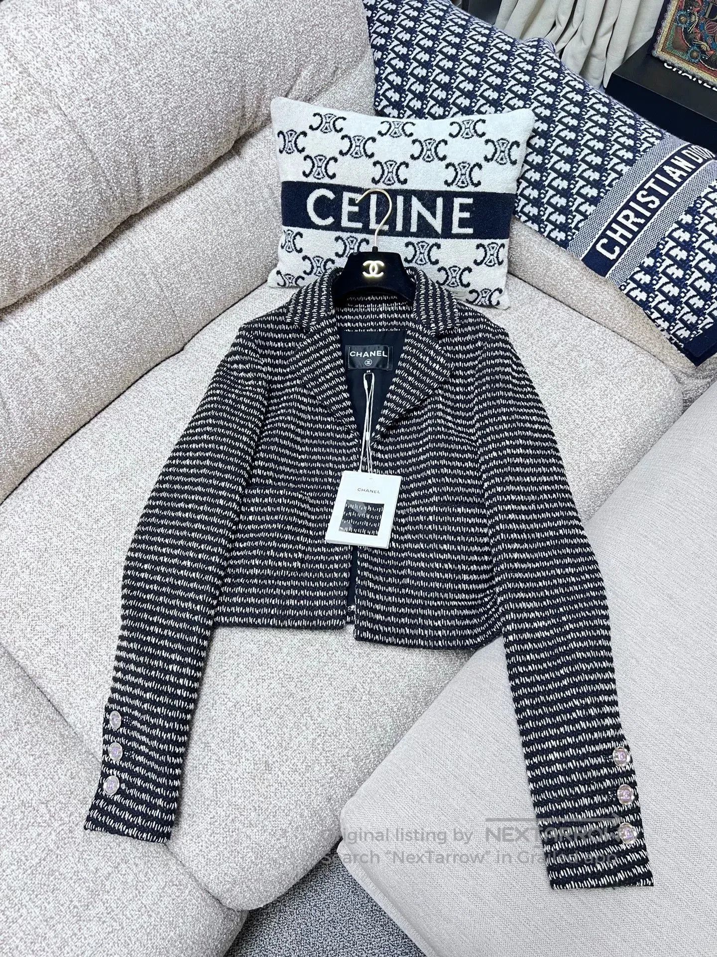 Chanel Chanel 23A Black White Tweed Lapel Jacket. Size S / US 4 / IT 40 - 1 Thumbnail