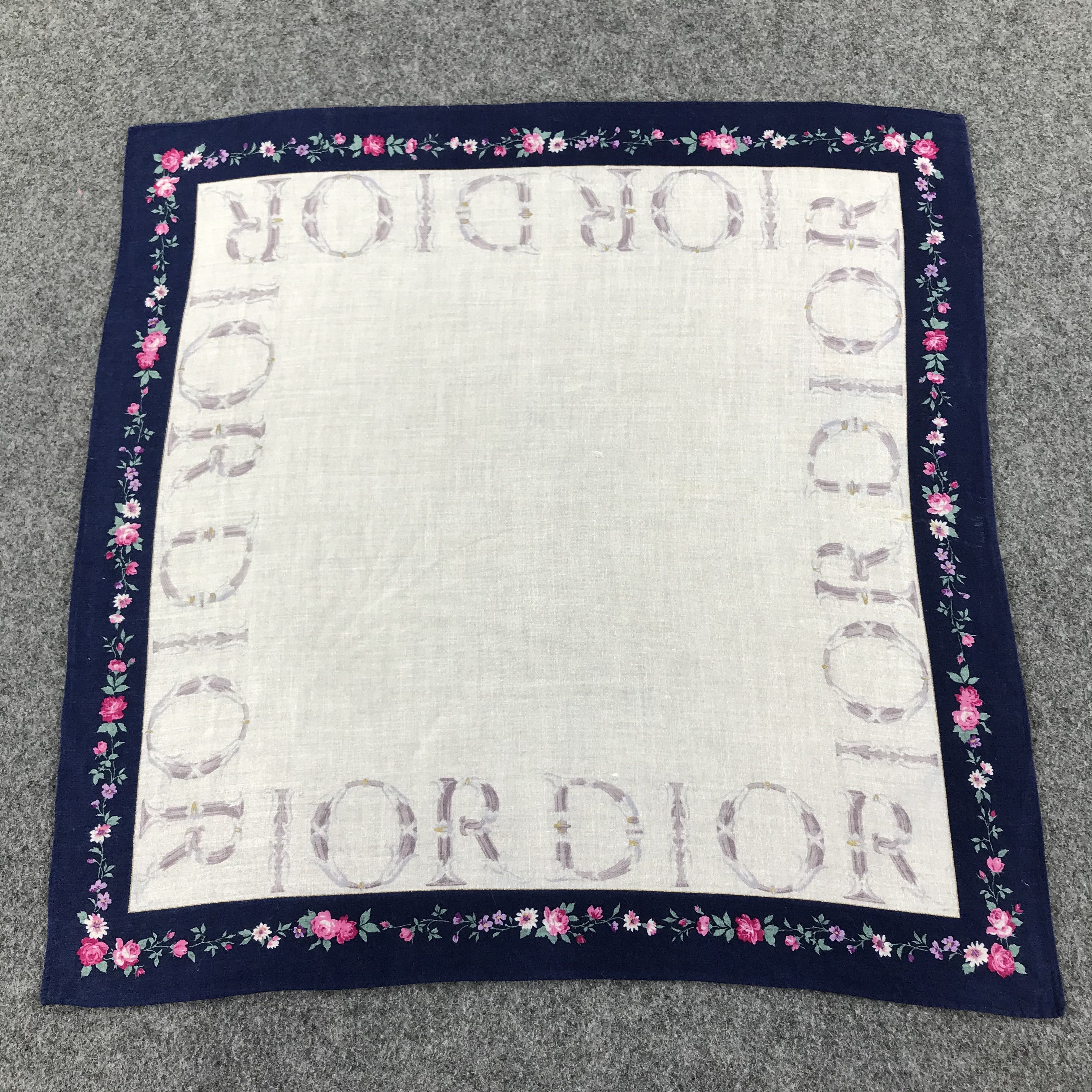 Christian Dior Monsieur Christian Dior Floral Handkerchief Neckerchief Bandana H190 Size ONE SIZE - 1 Thumbnail