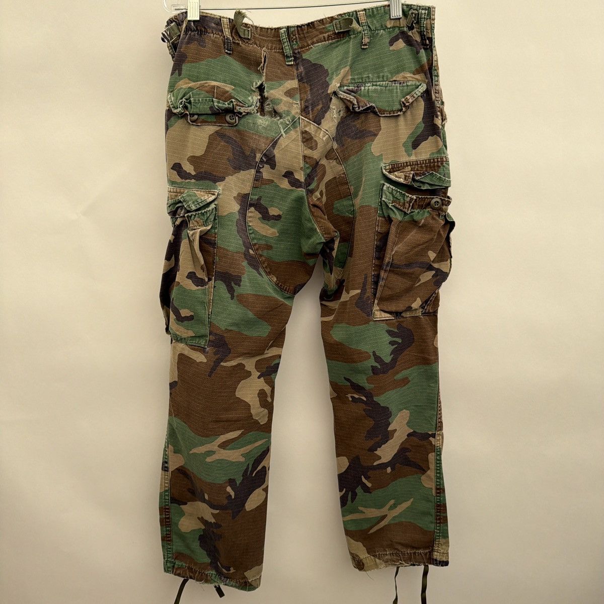 Vintage Vintage camo cargo pants 34” Size US 34 / EU 50 - 2 Thumbnail