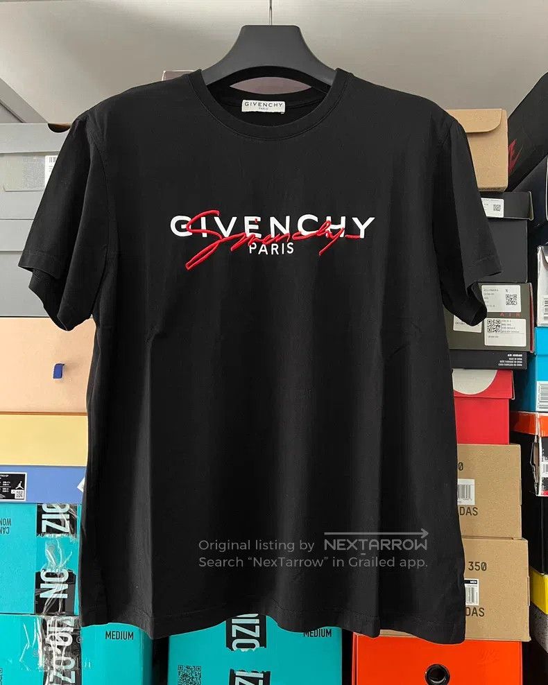 Givenchy Givenchy White Printed Red Embroidered Logo Short Sleeve ( Size US M / EU 48-50 / 2 - 1 Thumbnail