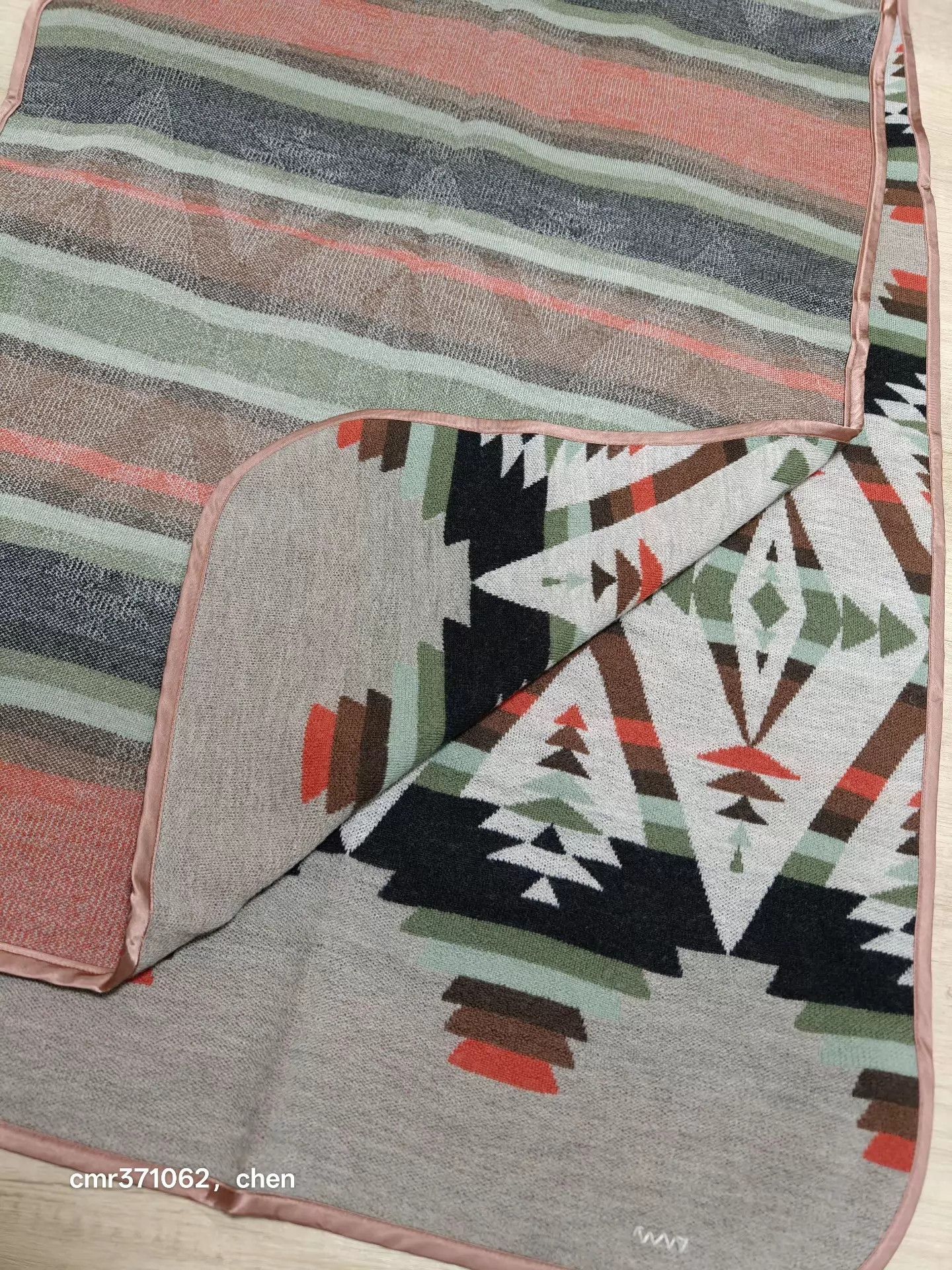 Visvim VISVIM 22AW NATIVE BLANKET JACQUARD SHAWL IVORY Size ONE SIZE - 8 Thumbnail