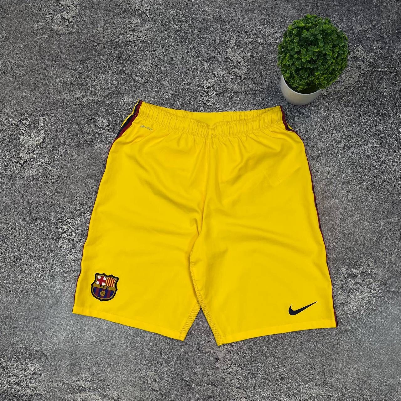 Nike Vintage Yellow Nike Fc Barcelona Away 2012/2013 Shorts Size US 31 - 12 Thumbnail