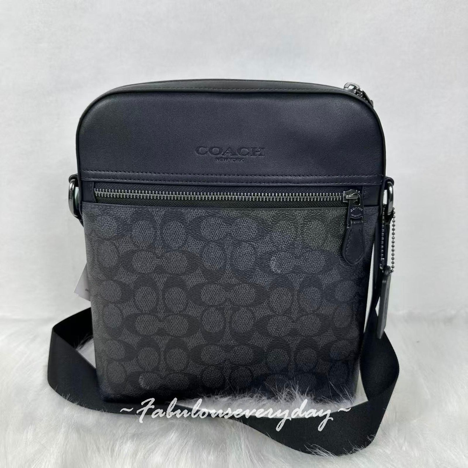 Coach Coach Men's Houston Flight Bag Sig Canvas/Black CZ398 NWT Size ONE SIZE - 1 Thumbnail