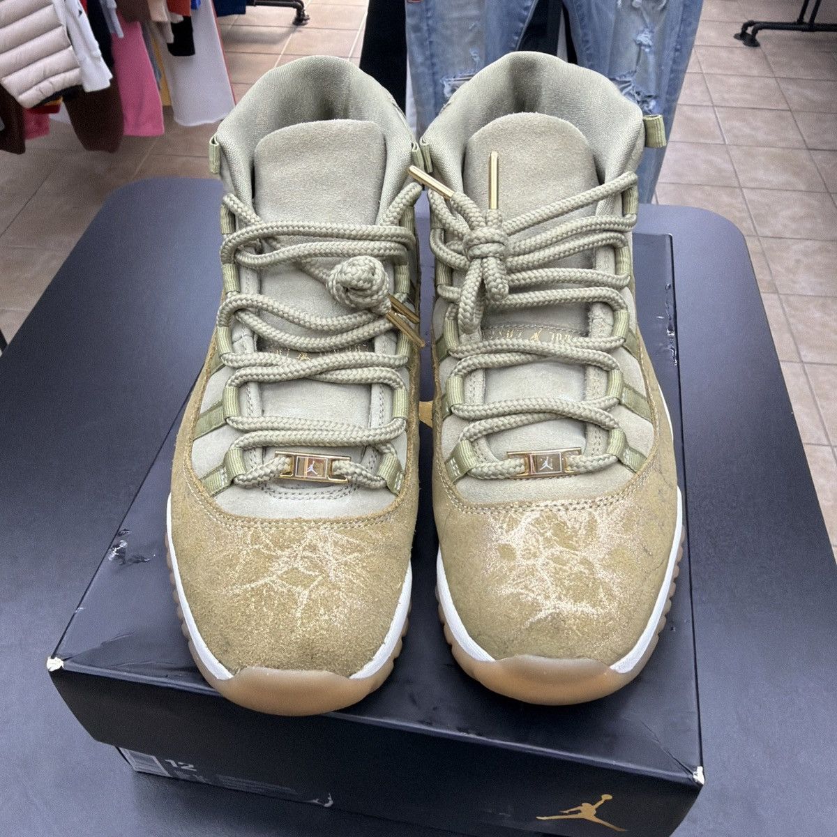 Jordan Brand Womans Air Jordan 11 XI Retro Olive Gold Cracked size 12 Size US 12 / EU 45 - 7 Thumbnail