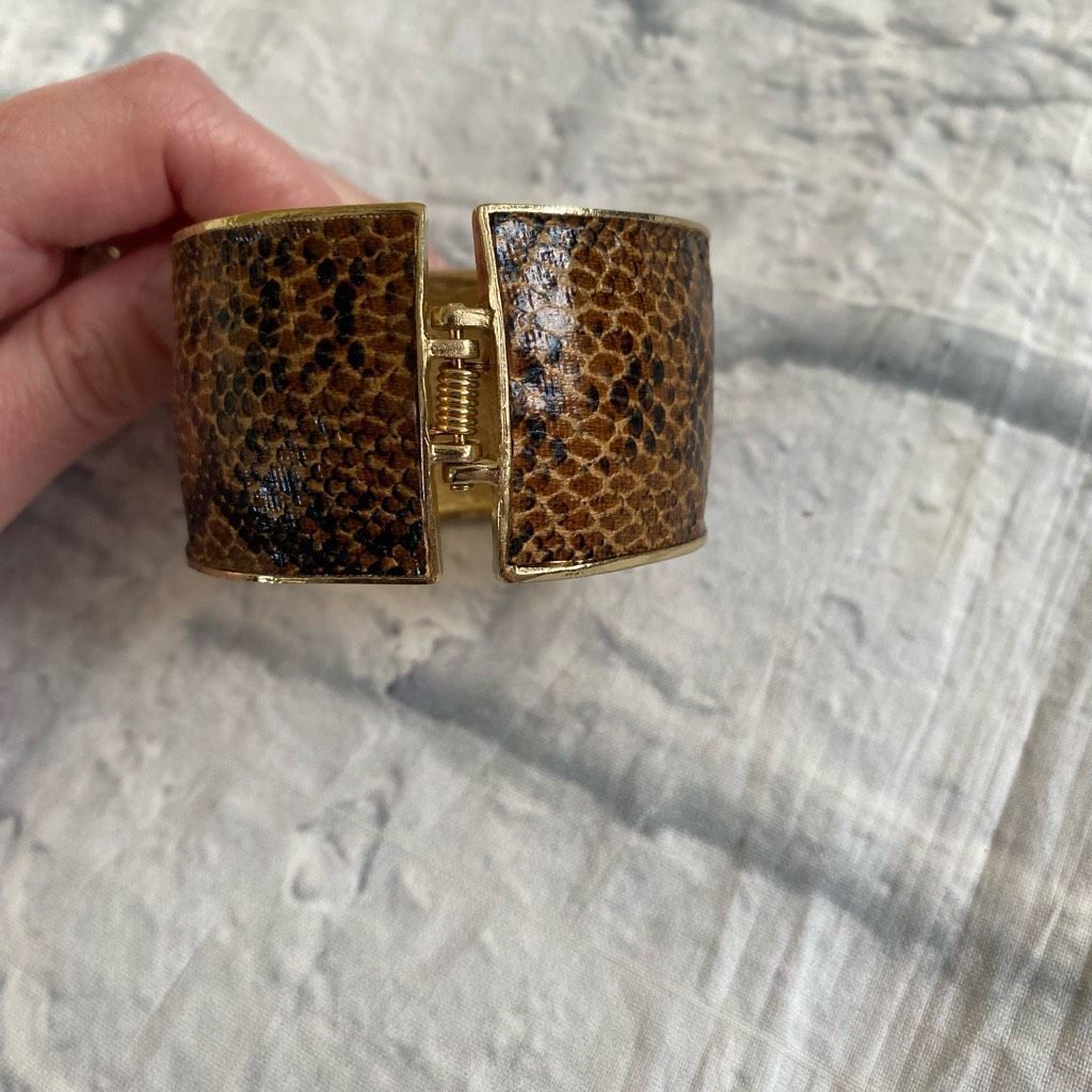 Other Cuff Bracelet w/snap clasp reptile print with faux crystals Size ONE SIZE - 4 Thumbnail