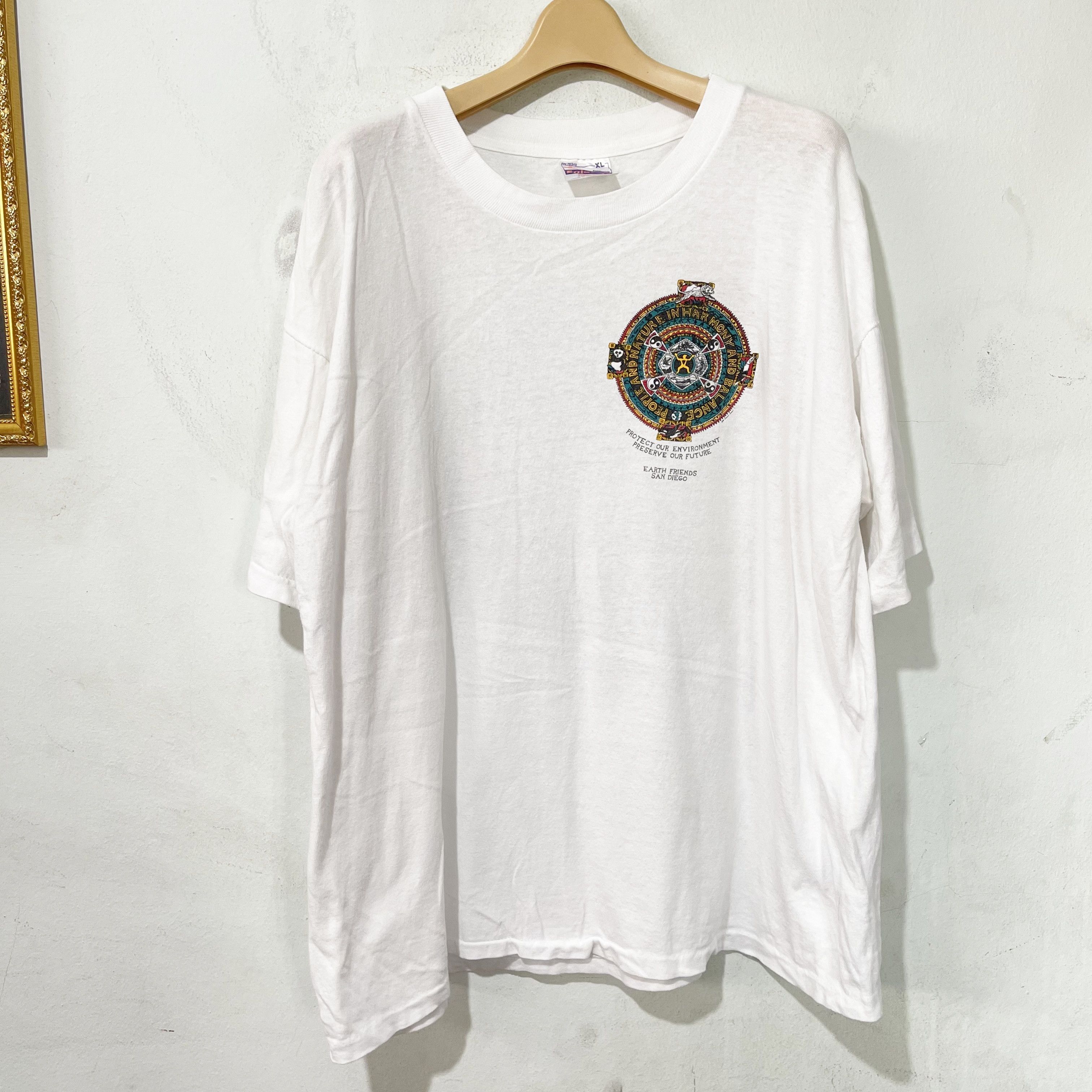 Vintage Vintage 90s Earth Friends San Diego T-Shirt Size US XL / EU 56 / 4 - 3 Thumbnail