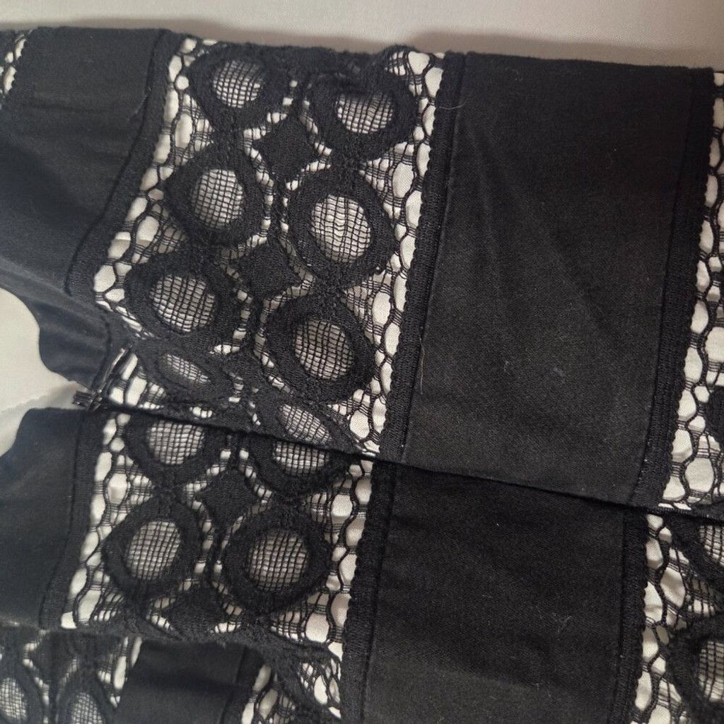 White House Black Market White House Black Market-Chic Lace Stripe Blouse size00 Size S / US 4 / IT 40 - 3 Thumbnail