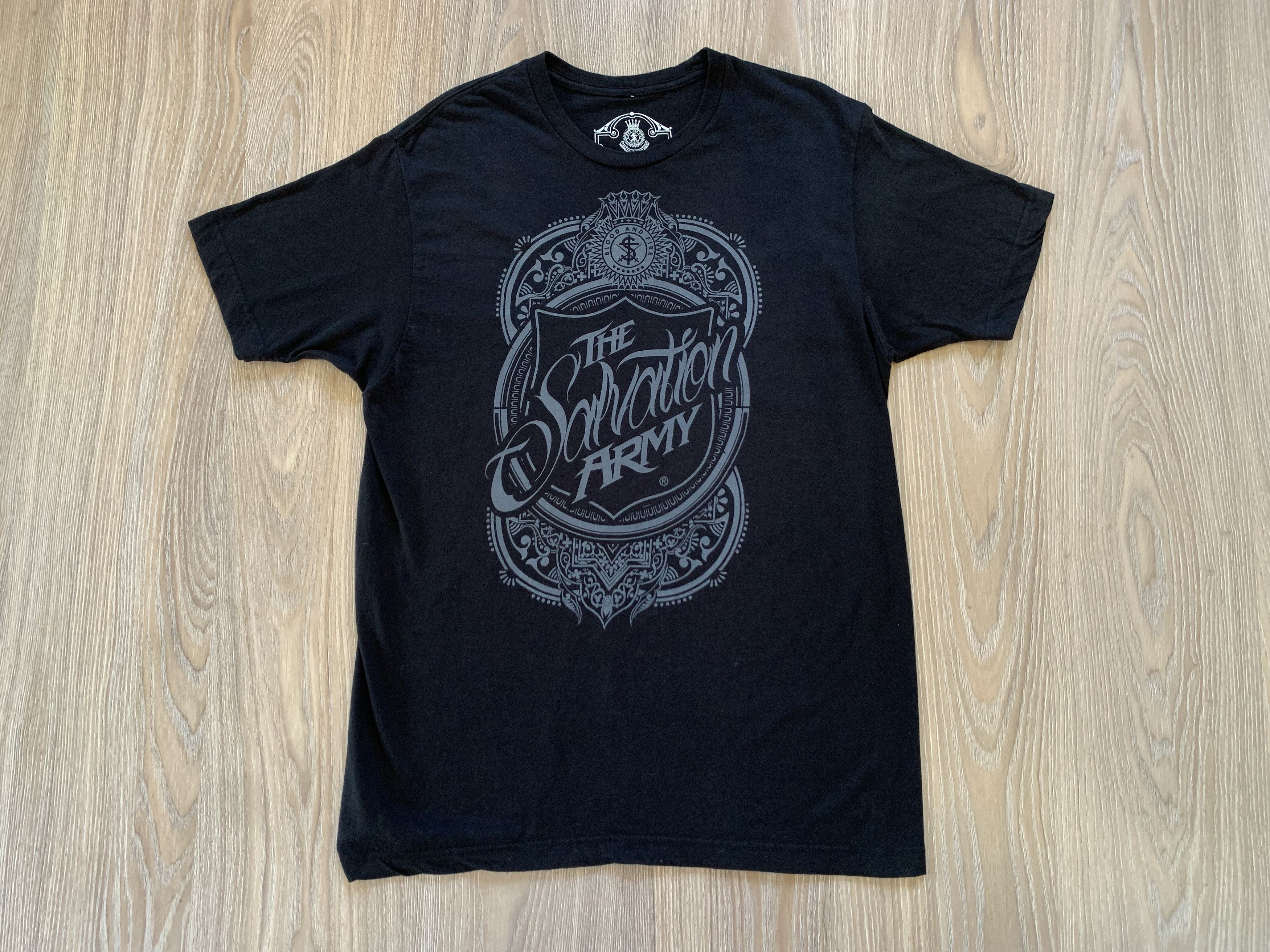 Vintage Vintage The Salvation Army Black Printed T-Shirt Size US L / EU 52-54 / 3 - 2 Thumbnail