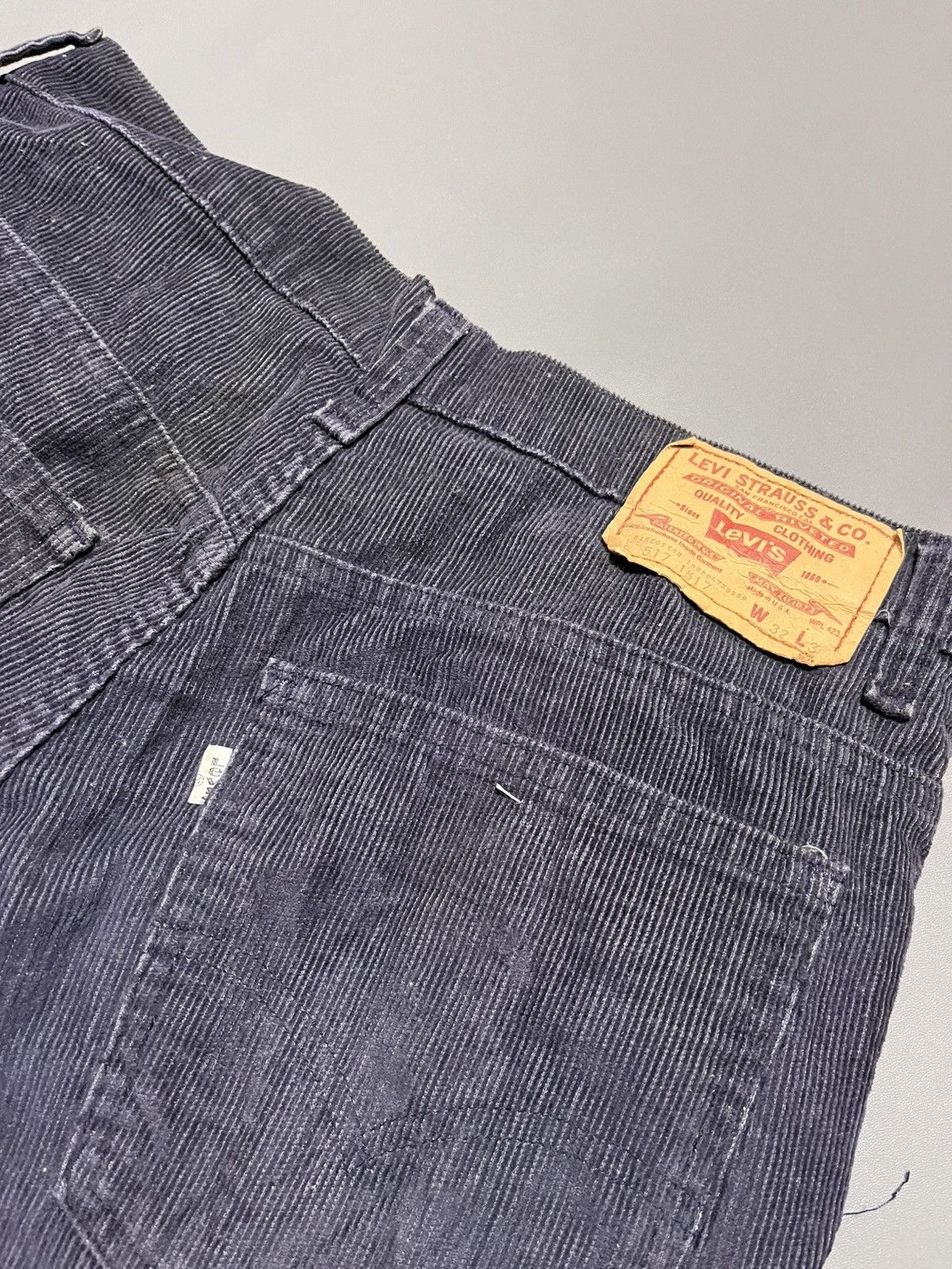Levi's Vintage 1980’s Levi’s 517 Corduroy Boot Cut USA Size US 32 / EU 48 - 6 Thumbnail
