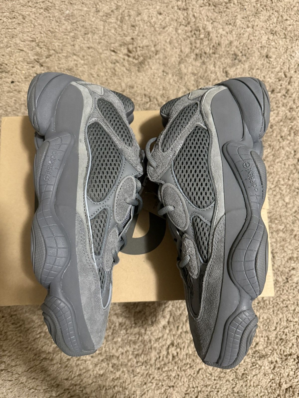 Yeezy Adidas Yeezy 500 “Granite” Size US 10 / EU 43 - 3 Thumbnail