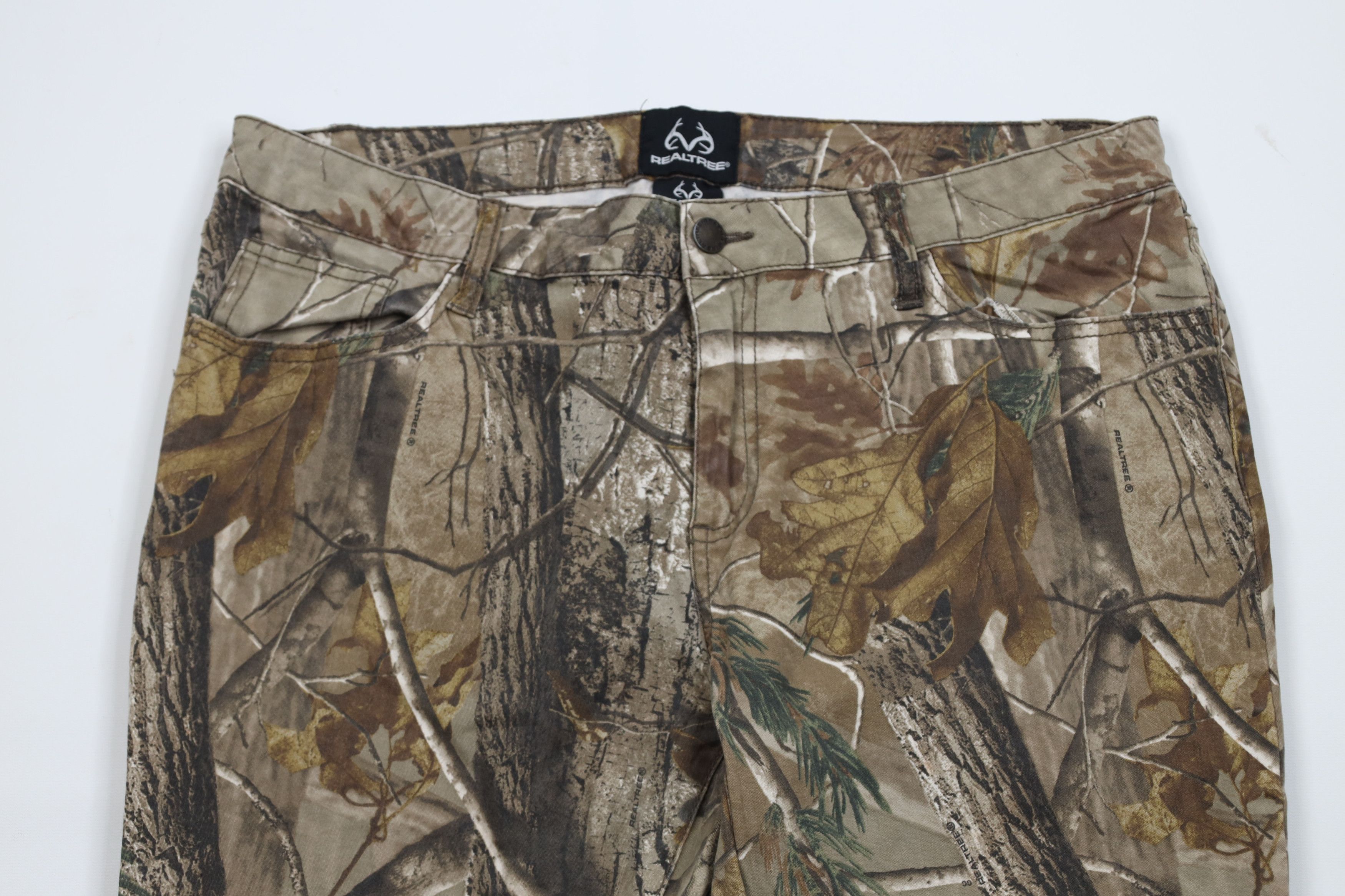 Vintage Vintage Y2K Streetwear Realtree Camouflage Wide Leg Pants Size 36" / US 14 / IT 50 - 2 Thumbnail