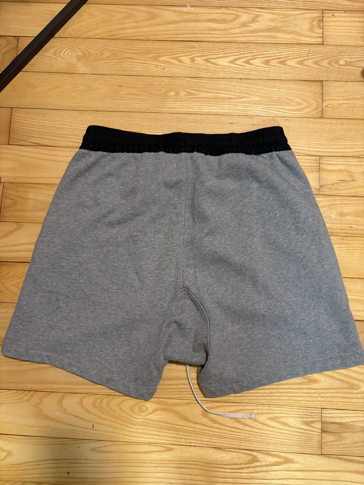 Essentials Essentials OG Gray Drawstring Shorts Size M Size US 31 - 2 Thumbnail
