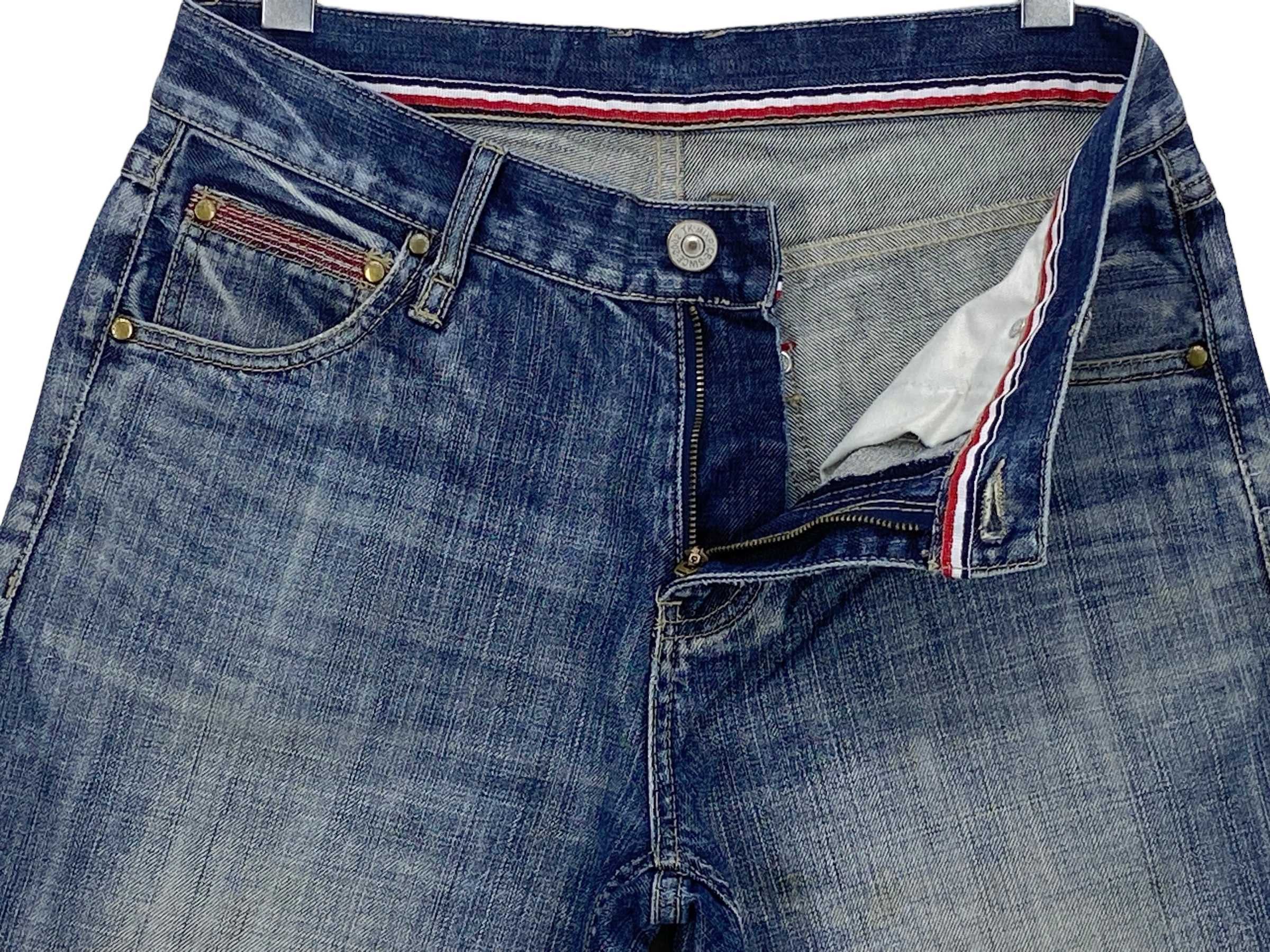 Japanese Brand TK Mixpice Medium Wash Tapered Leg Jeans Size US 31 - 7 Thumbnail