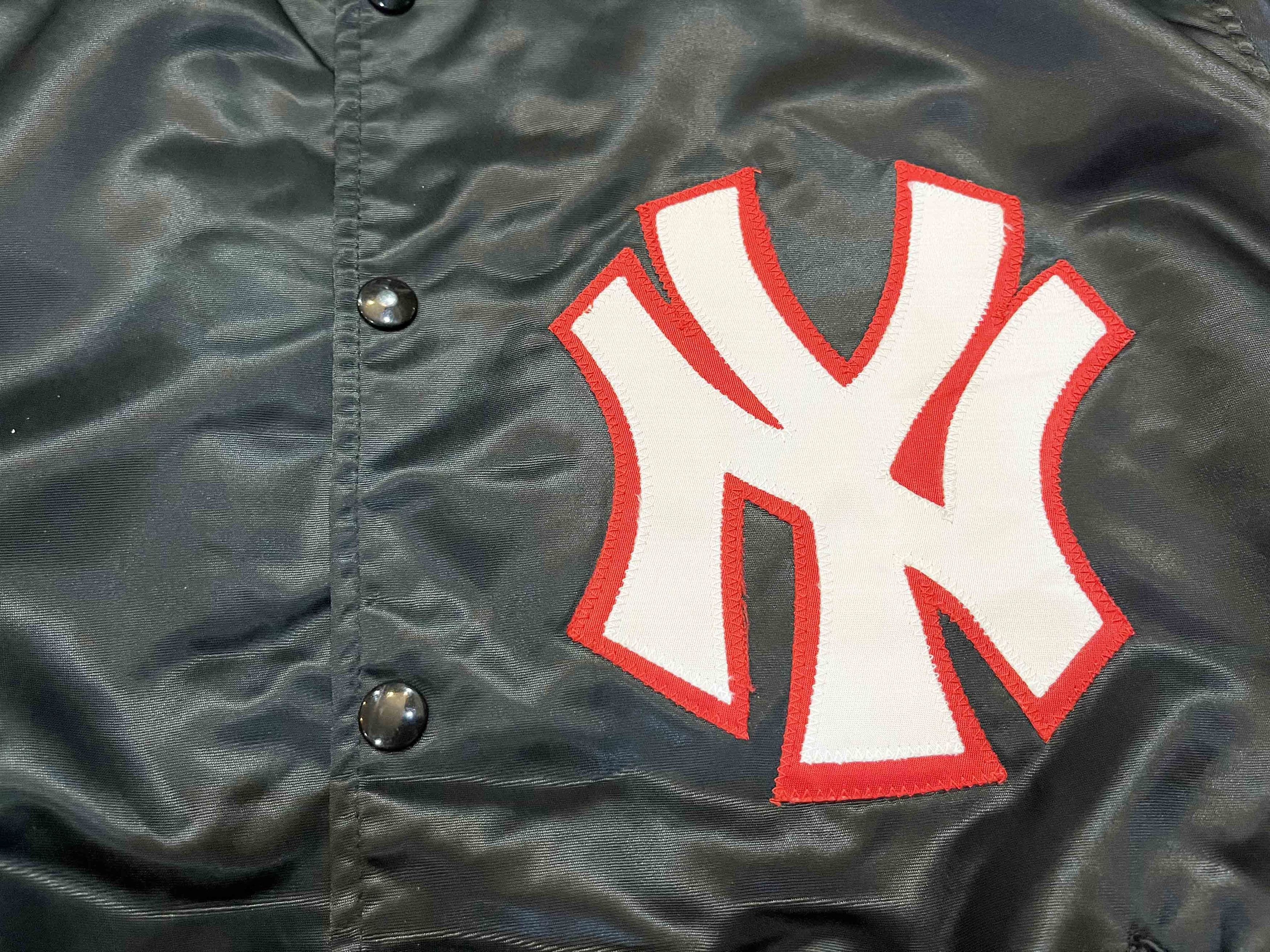MLB × New York Yankees × Vintage Vintage Felco MLB New York Yankees Bomber Satin Jacket Size US L / EU 52-54 / 3 - 2 Thumbnail