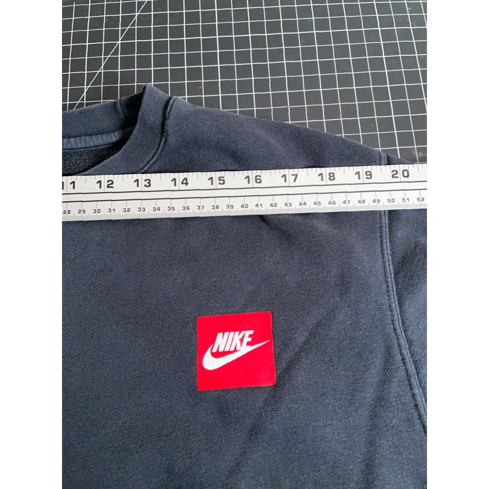 Nike Nike Just Do It Spell Out Sweatshirt Adult Medium Black Crewneck Swoosh Logo Size US M / EU 48-50 / 2 - 7 Thumbnail